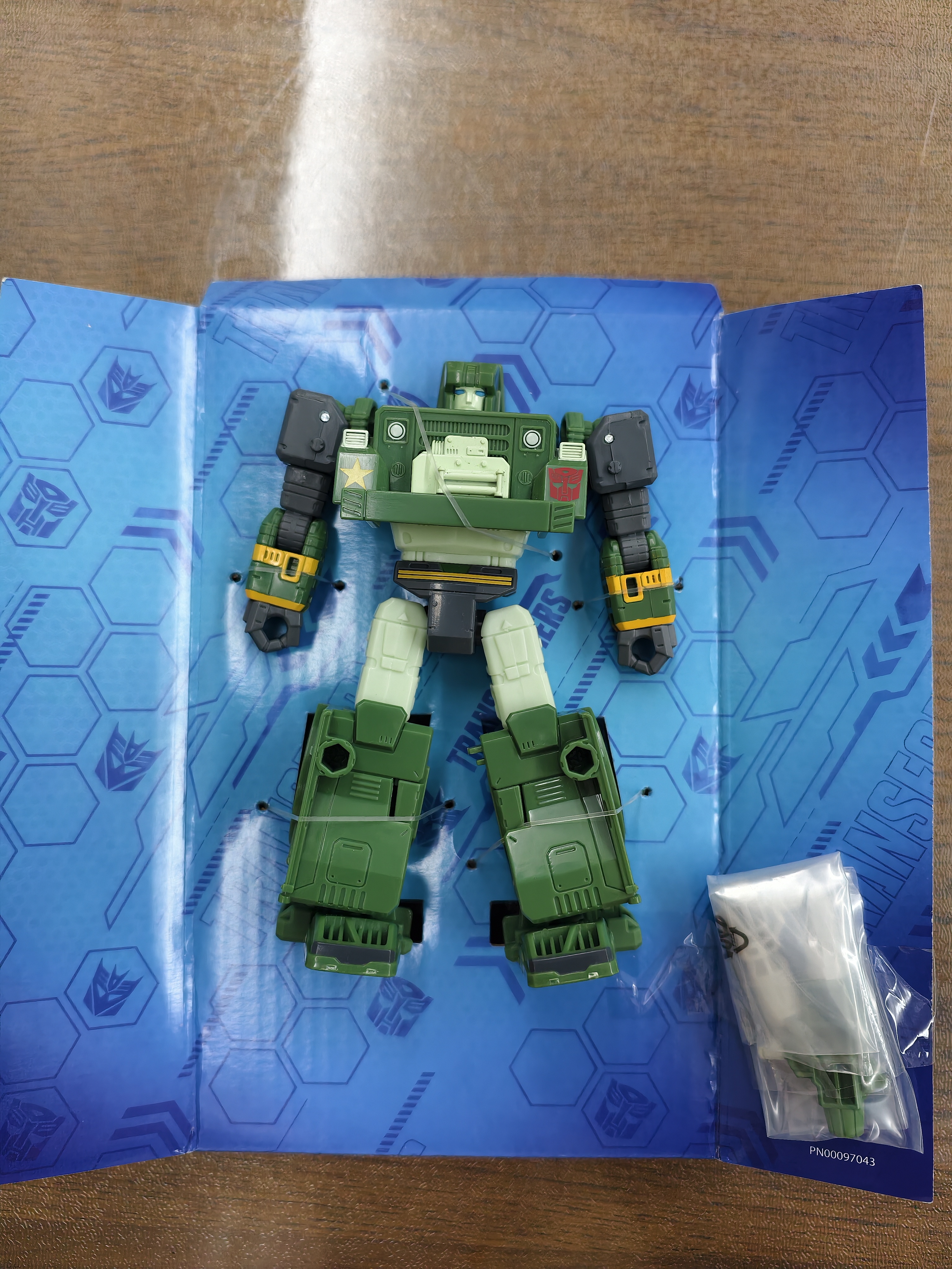 变形金刚（Transformers）男孩玩具工作室系列加强级86大电影40周年纪念版探长G2252 实拍图