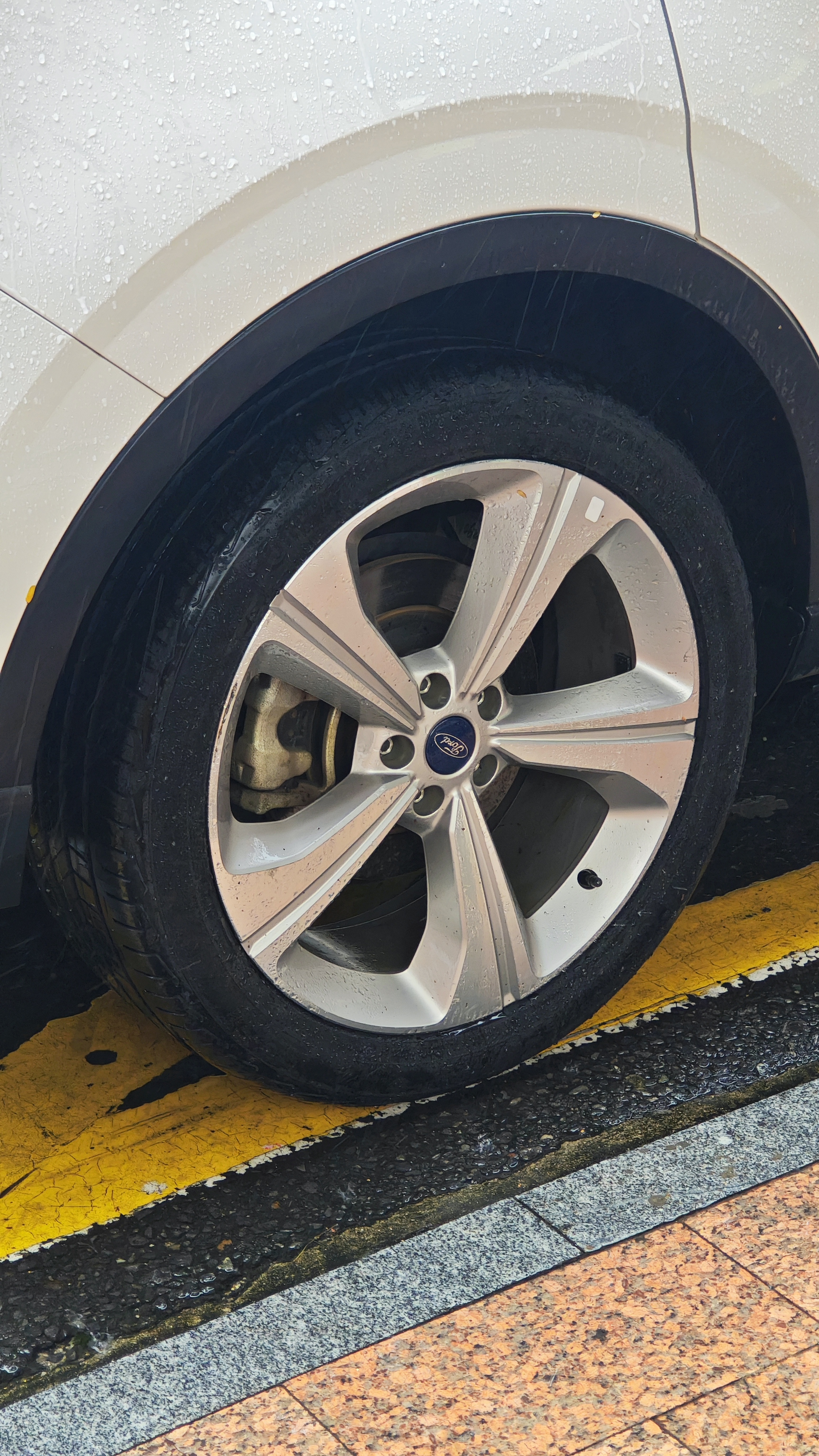 马牌（Continental）汽车轮胎245/45R20 103V XL FR UCJ+适配长安UNI-T/比亚迪唐星越L 实拍图