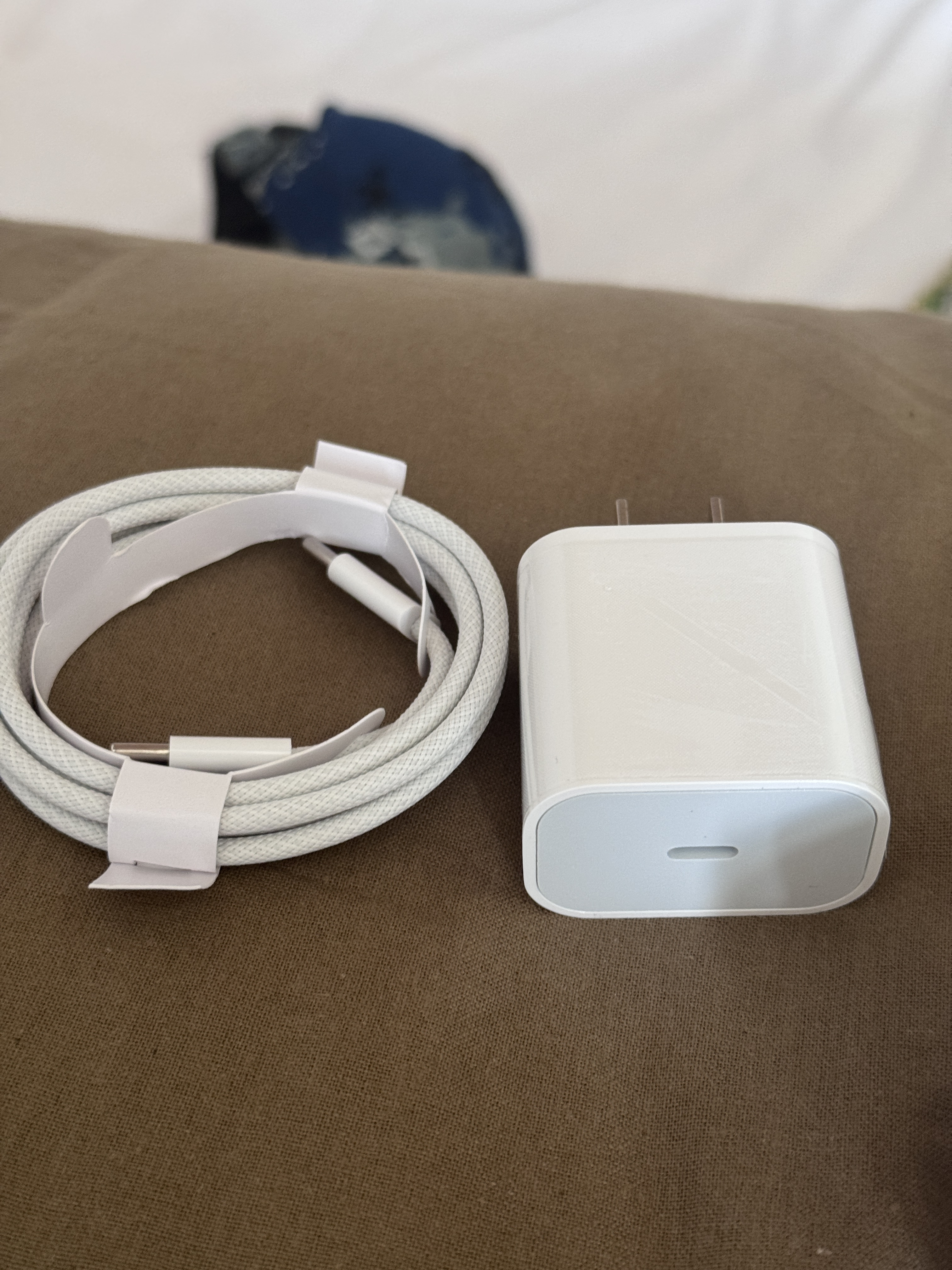 原装适配苹果充电器正品充电线氮化镓30W快充线PD套装原装iPhone14ProMax13/12/11/XR手机充电头数据线 【适配苹果15-17系列】30W快充头+1米编织线 3C+PD双认证丨安全 实拍图