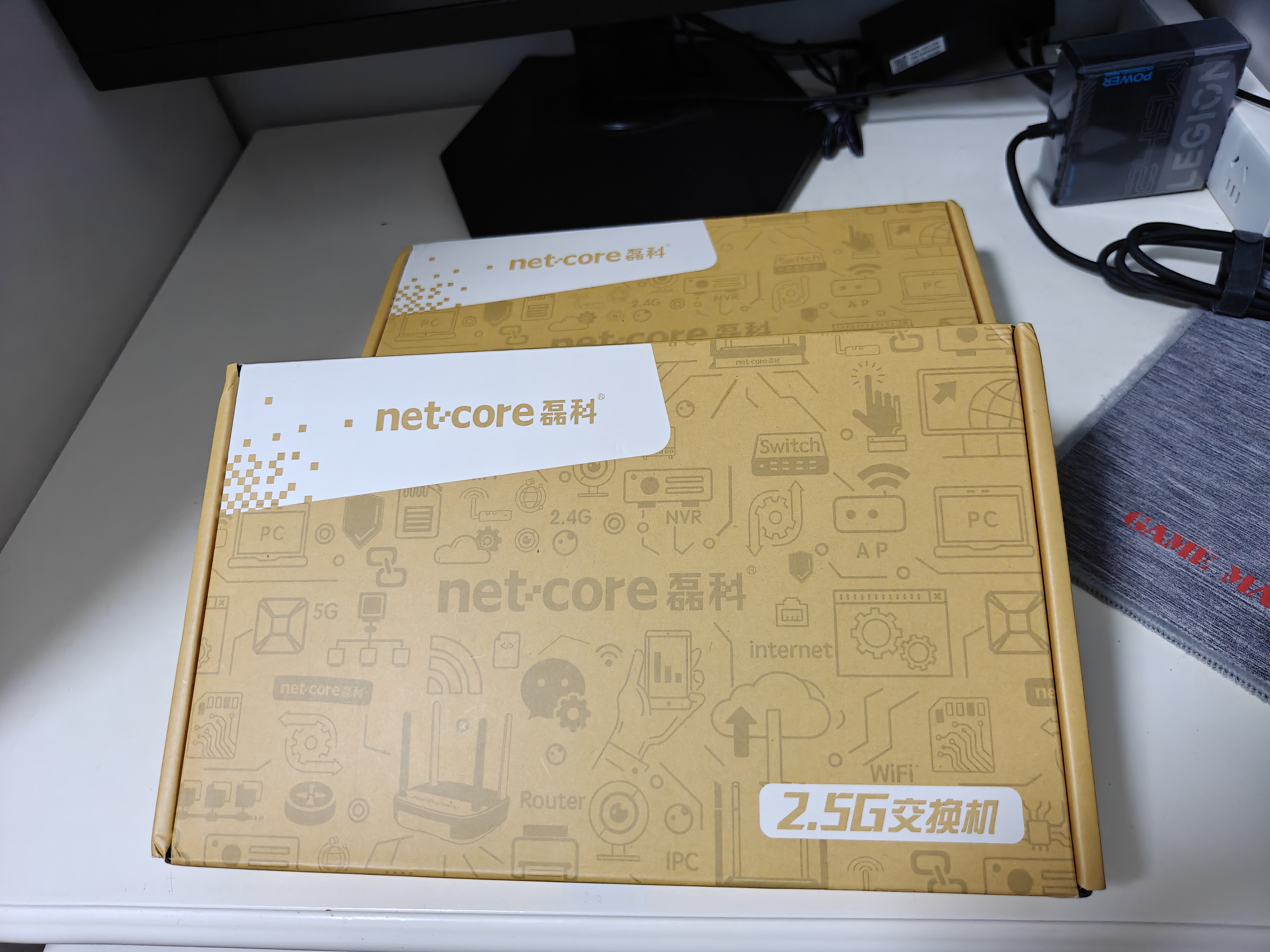 磊科（netcore）GS9 9口网管型2.5G交换机 8个2.5G电口+1个万兆SFP光口 千兆网络分线器 支持vlan链路聚合/NAS光猫 实拍图