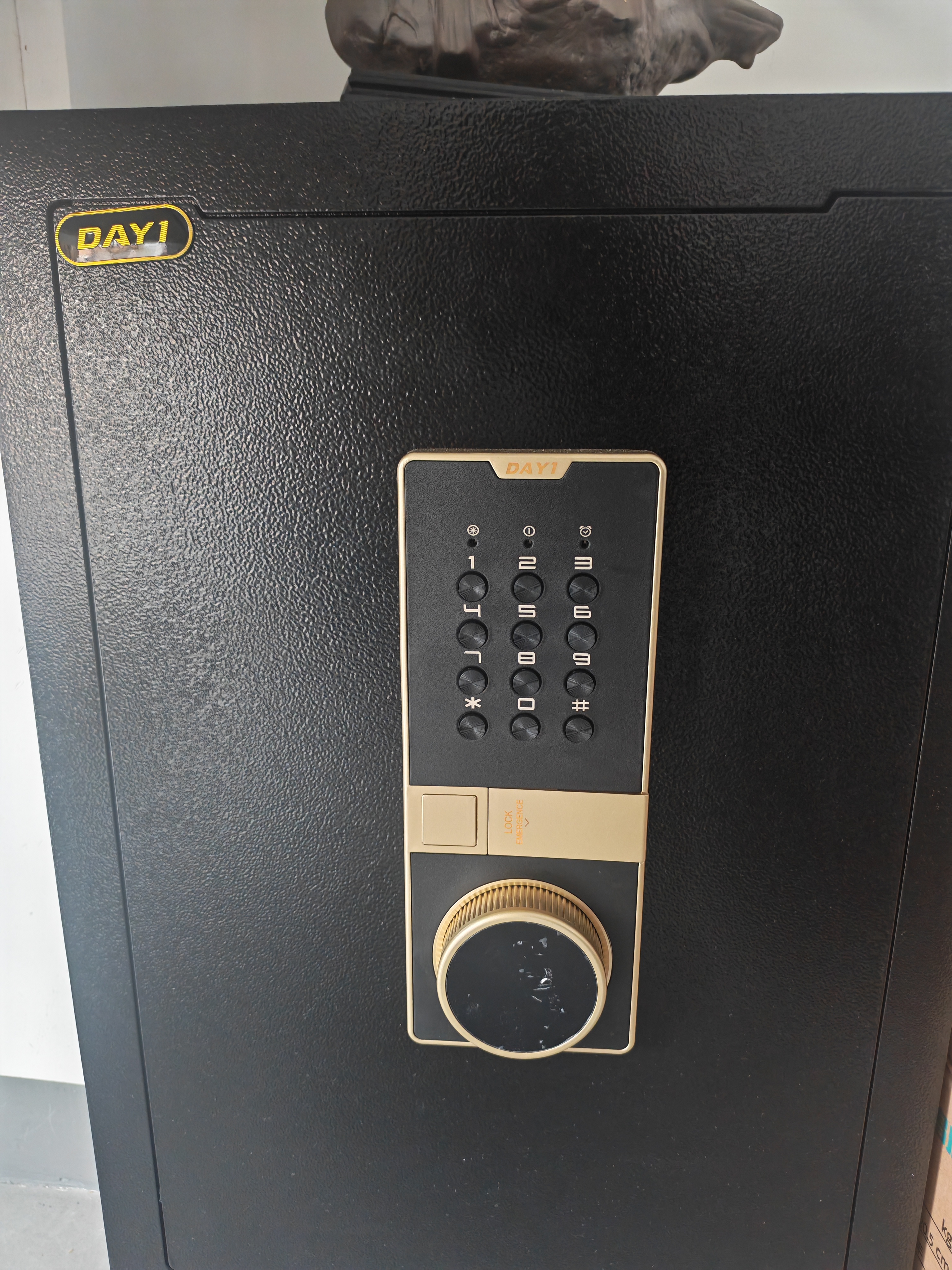 大一保险柜家用45/60cm办公财务专用小型防盗保险箱指纹密码WIFI单门双门1米/1.2米/1.5米大型保管箱 60cm爵士黑-密码款（三层大空间+远程授权） 实拍图