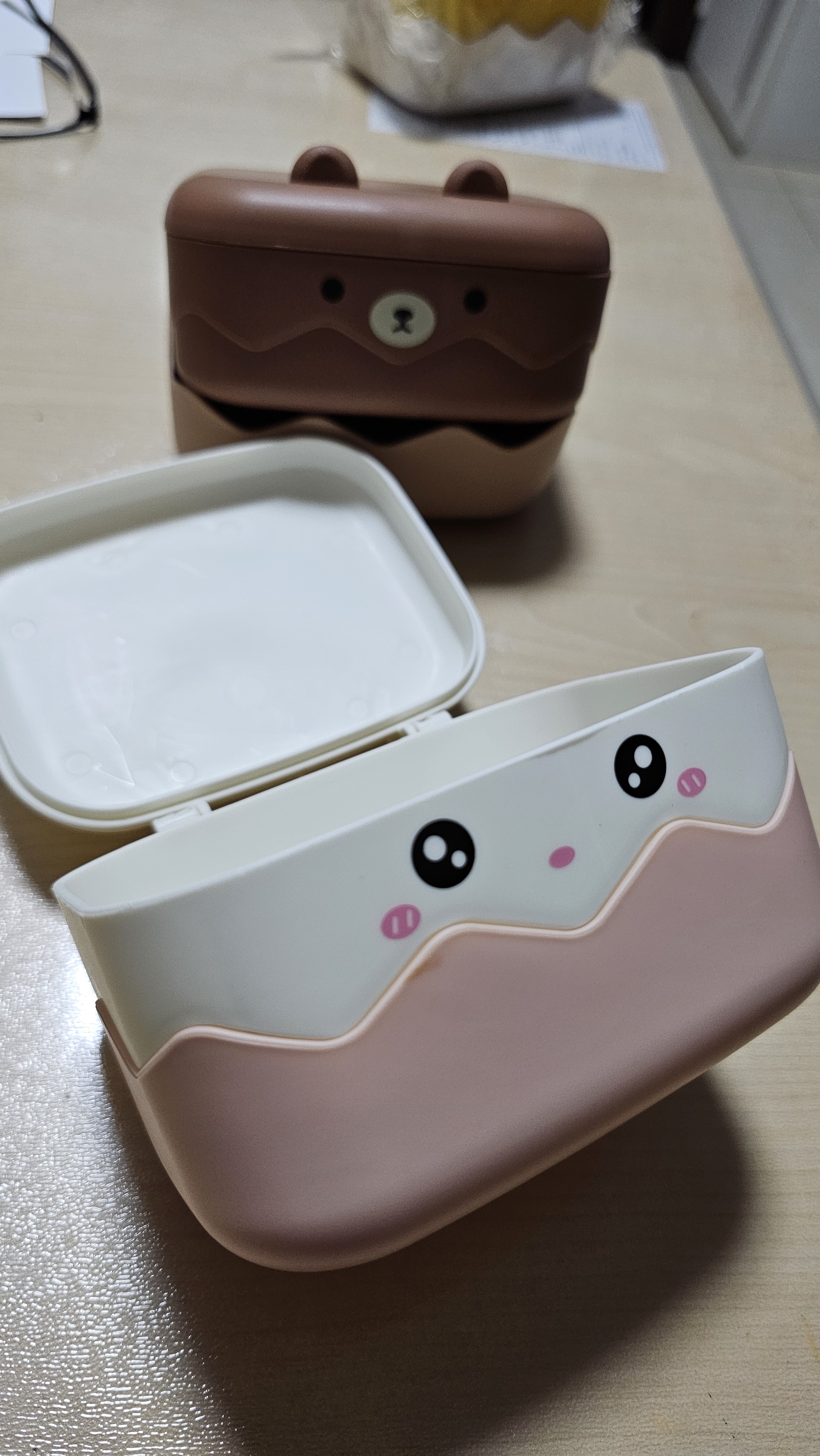 右客破壳鸡肥皂盒创意带盖沥水便携学生宿舍卫生间家用浴室卡通香皂盒 兔子粉色皂盒【翻盖】 实拍图