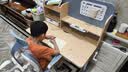 读书郎儿童学习书桌椅套装可升降中小学生桌椅子写字家用课桌香草蓝T12 1米楹木桌+加高书架+追背椅 蓝 实拍图