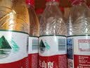 农夫山泉 饮用水 饮用天然水550ml*24瓶 整箱装 塑膜 随机发货 实拍图