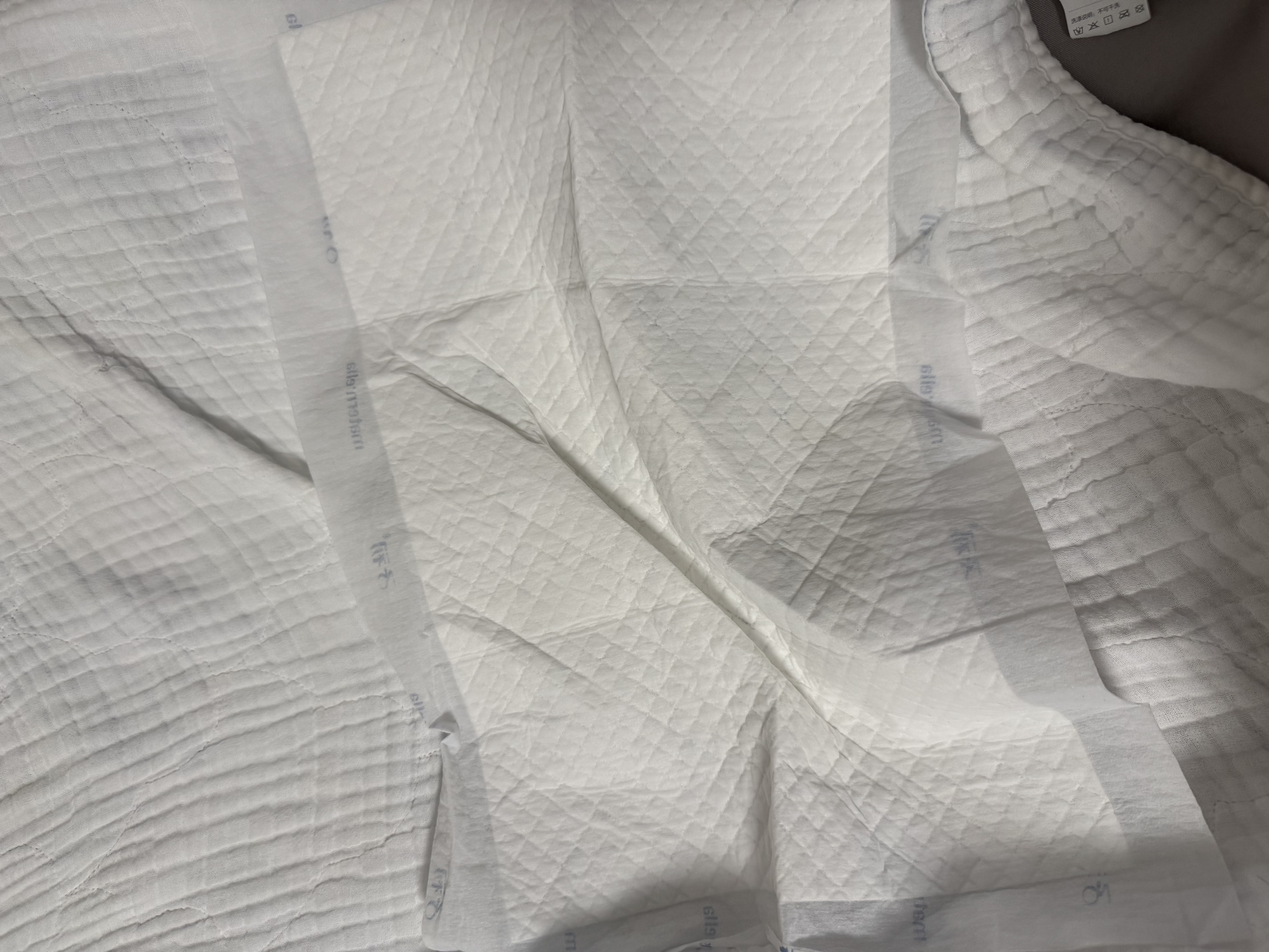 子初婴儿一次性隔尿垫100片33*45cm A类防水透气可水洗宝宝护理垫 实拍图
