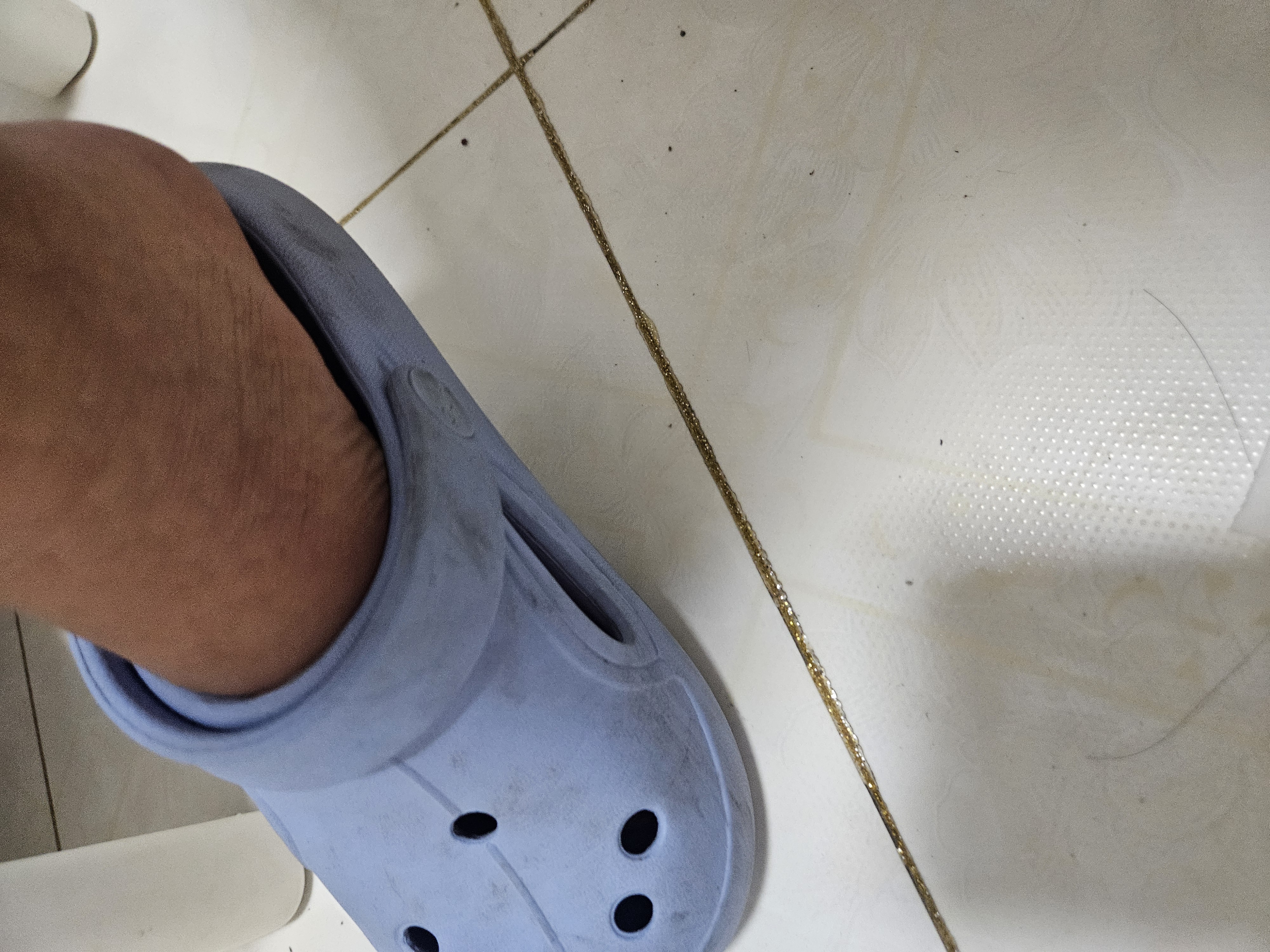 朴西大眼仔洞洞鞋男女童防滑可爱软底沙滩鞋儿童包头拖鞋 实拍图