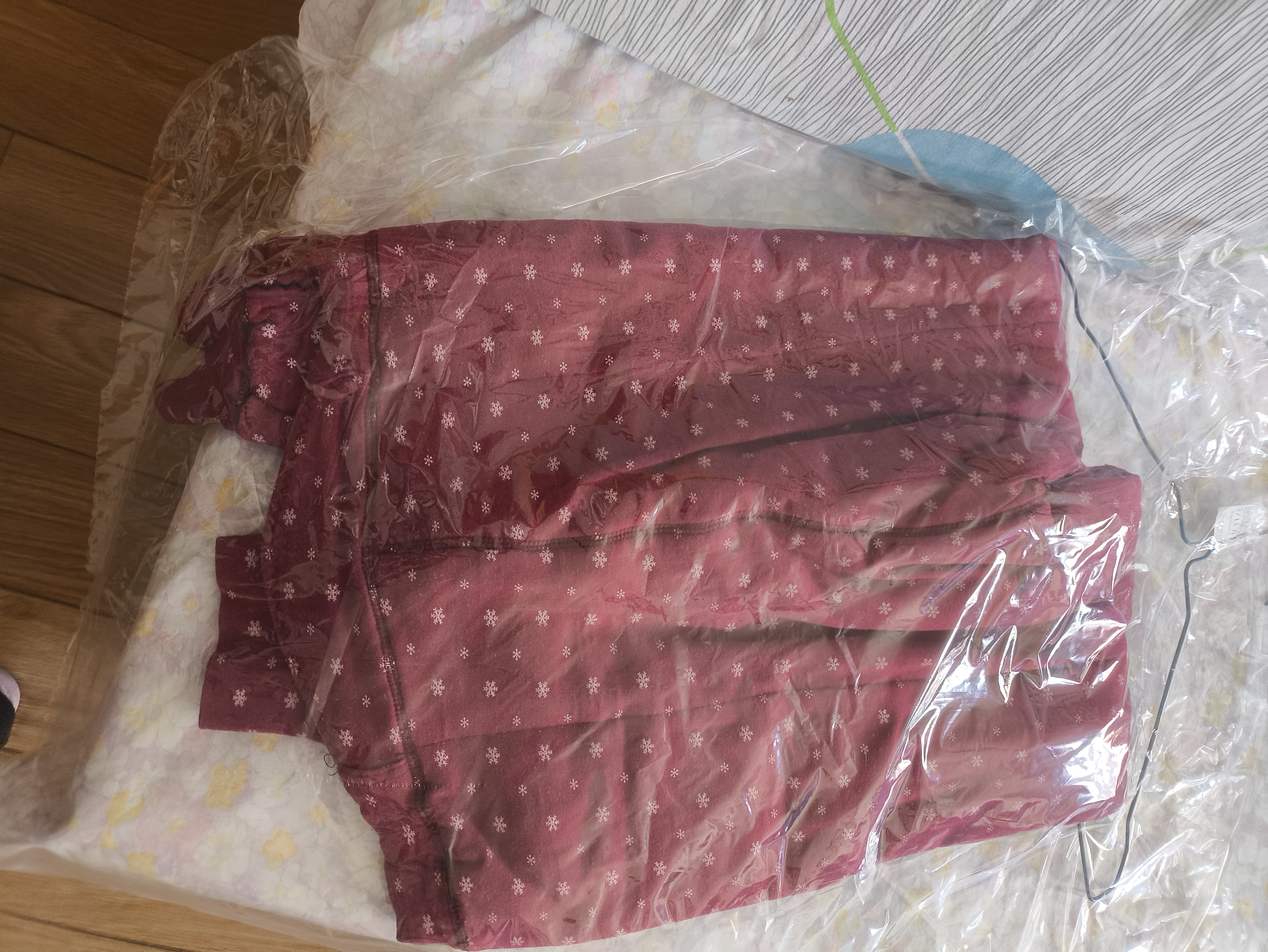 京东洗衣服务 羽绒服/棉服清洗2件 上门取送去渍整形 价值2000元内 实拍图