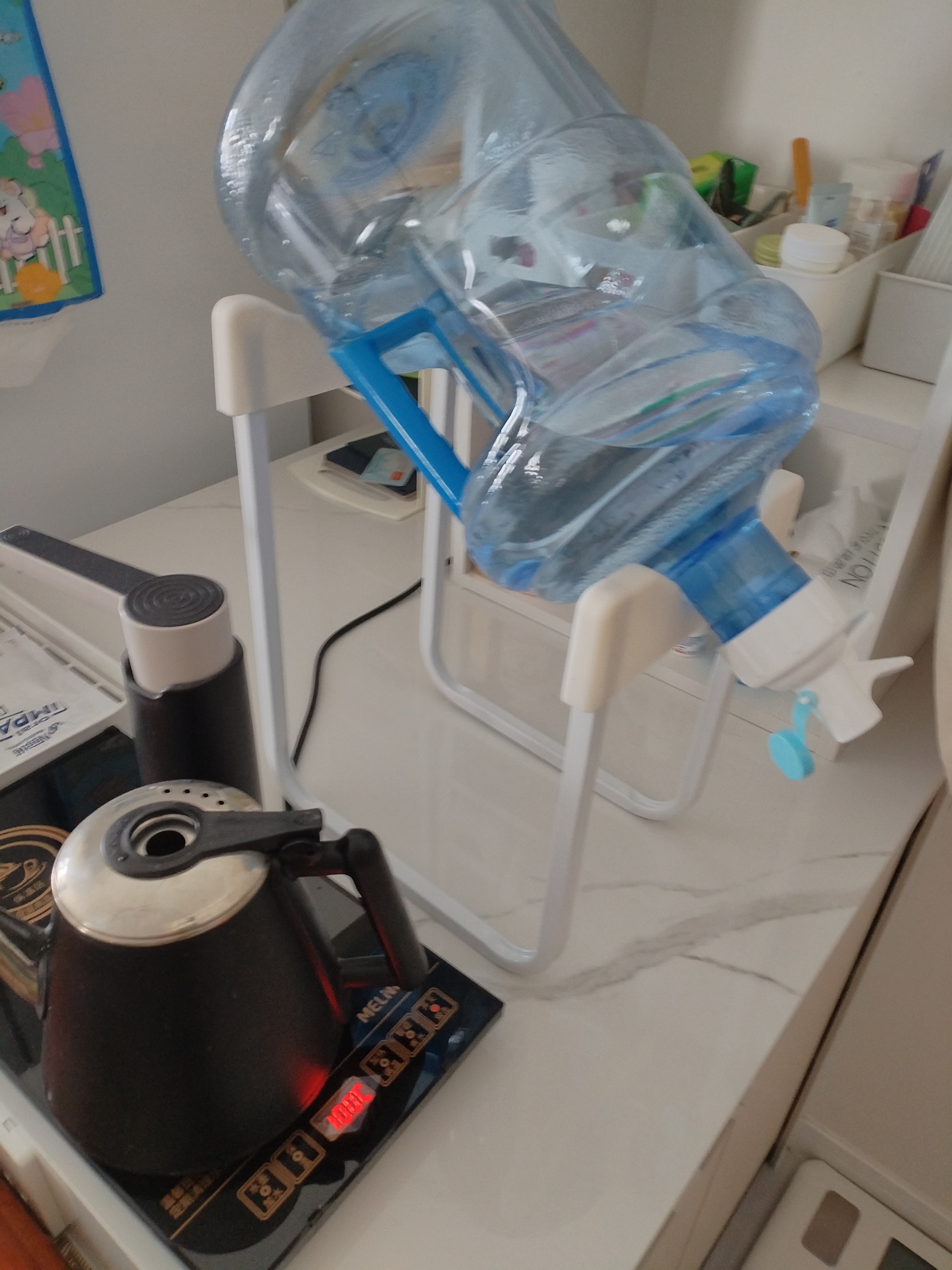 诗素漫纯净水桶支架压水器桶装水架子抽水器倒置取水器大桶水简易饮水机 加高白色支架+螺纹水嘴 实拍图