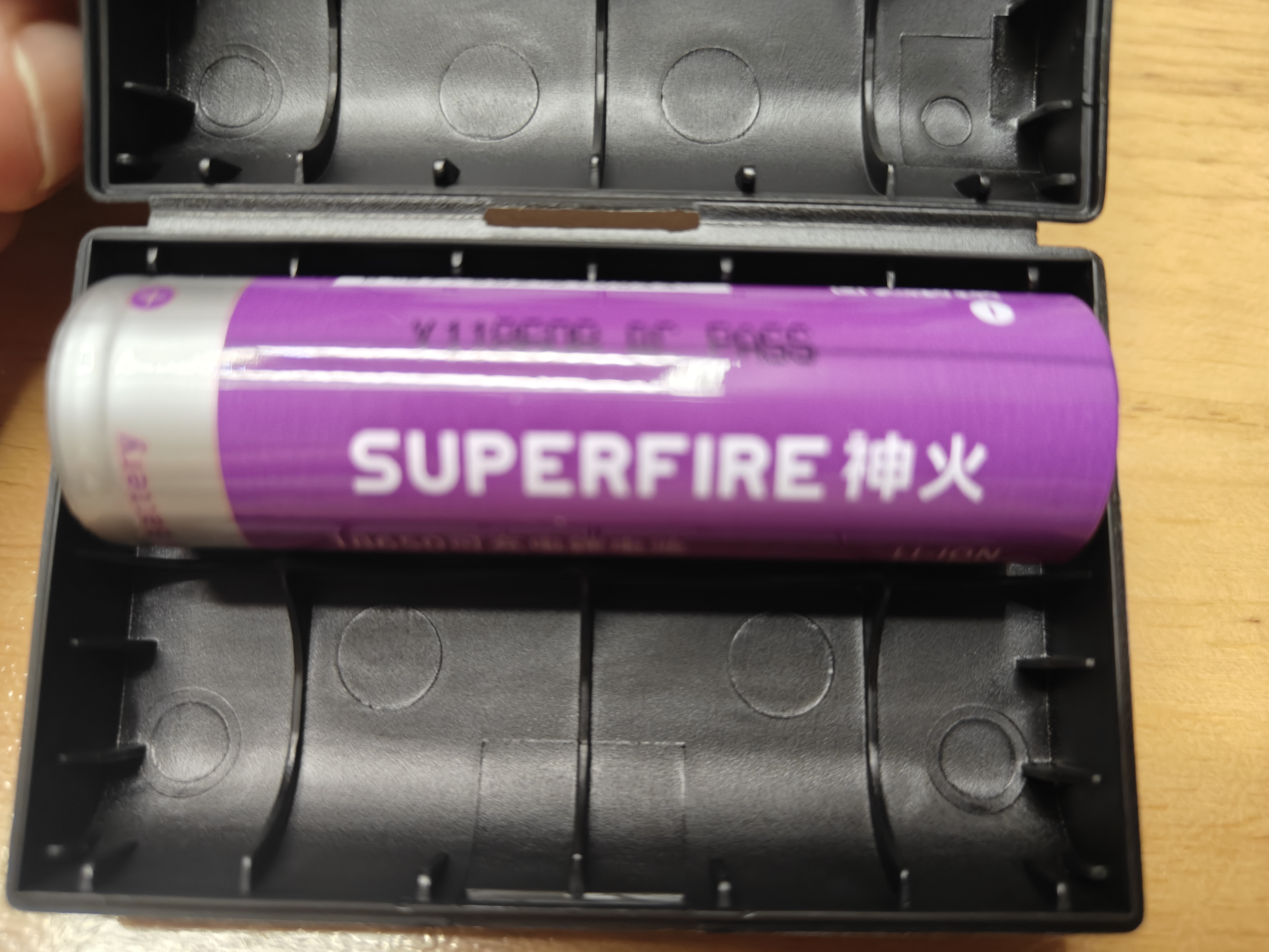 神火（SupFire）18650锂电池手电筒专用充电3.7v大容量2000毫安动力电蚊拍头灯AB2 紫电池（18650-2000mah） 实拍图