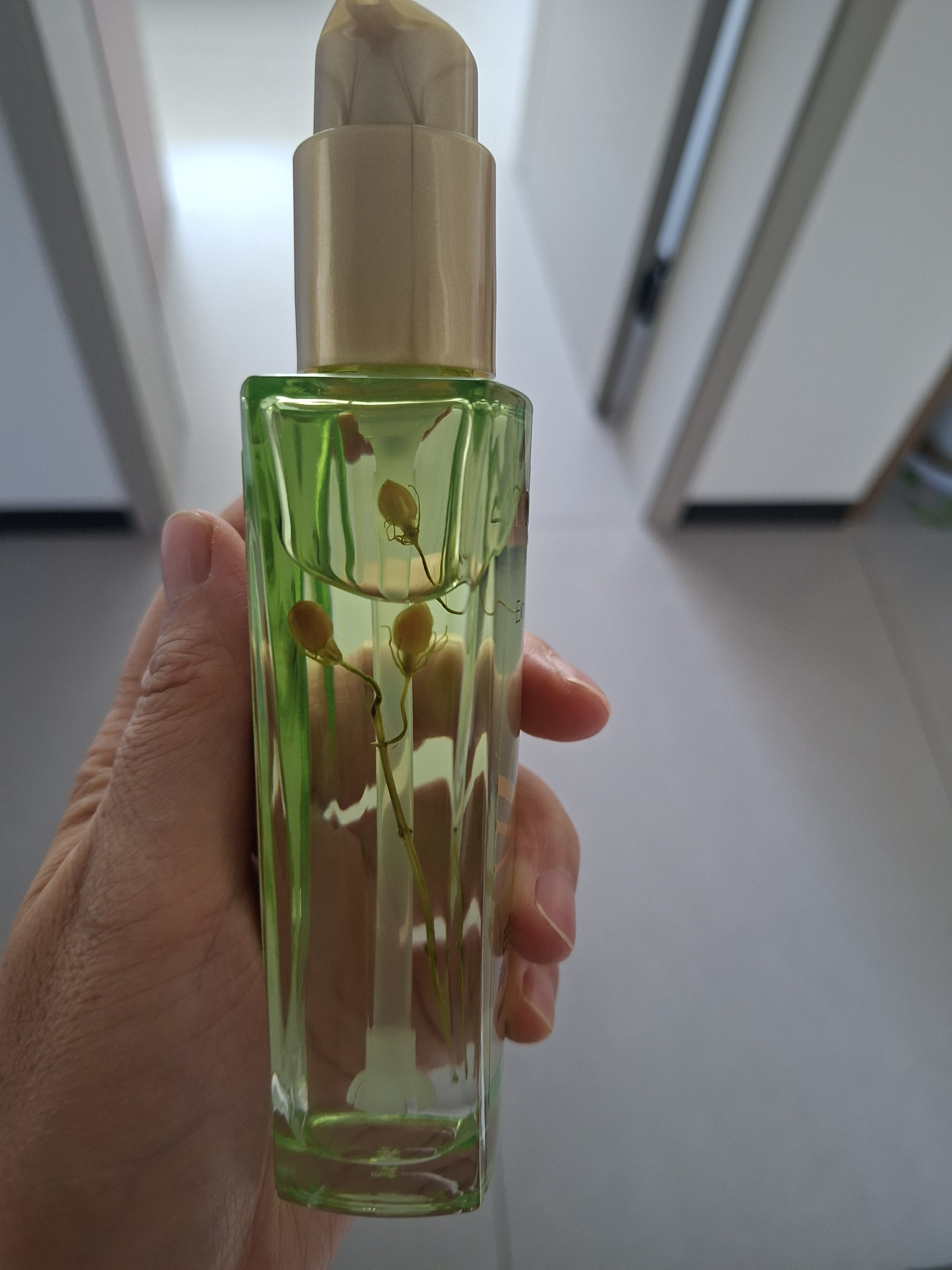 欧莱雅奇焕润发护发精油100ml高级香水型清雅茉莉 适合干枯发质持久留香 实拍图