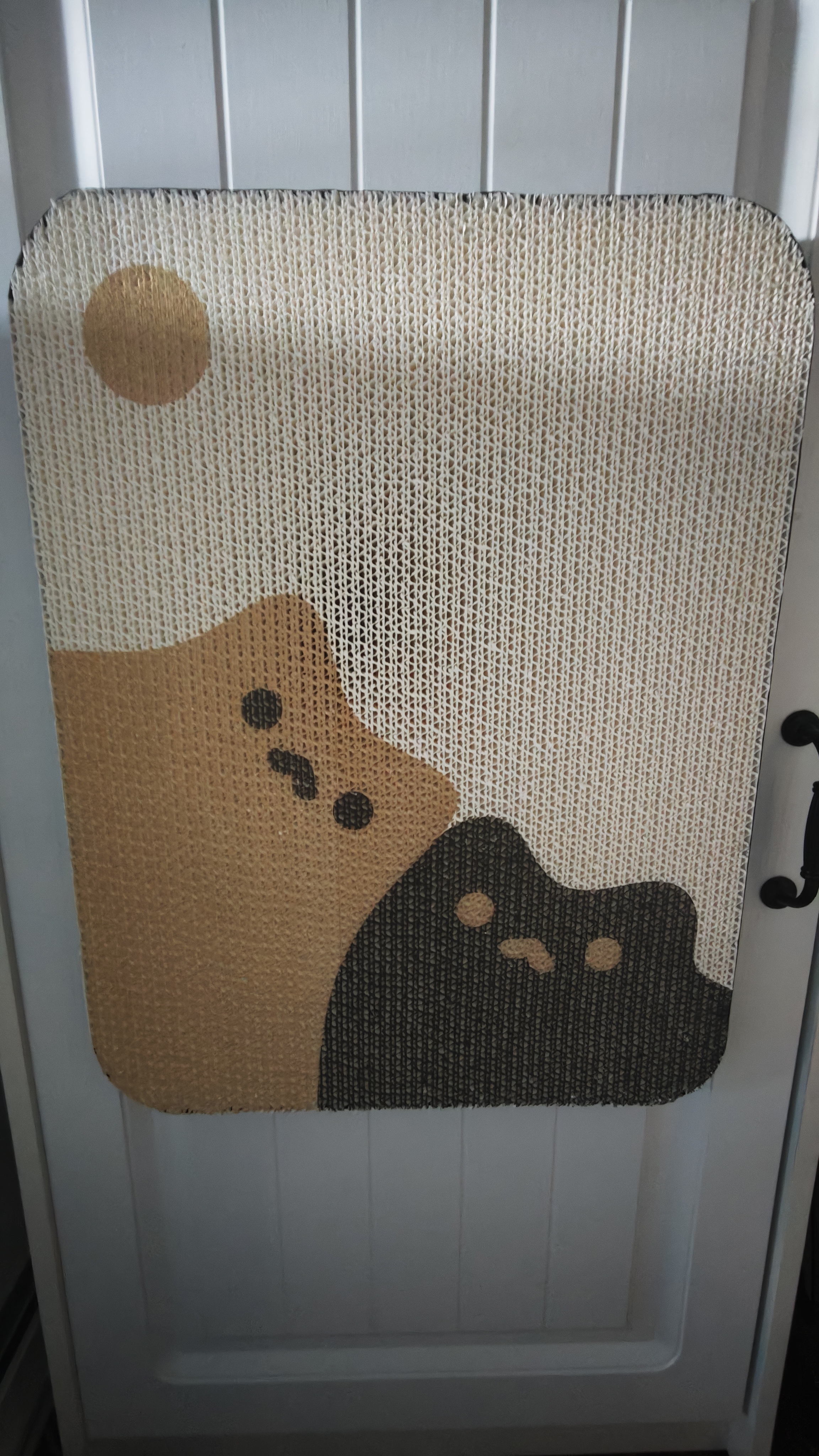 福丸贴墙猫抓板耐磨不易掉屑立式防猫抓猫抓垫 白底贴贴猫款 实拍图