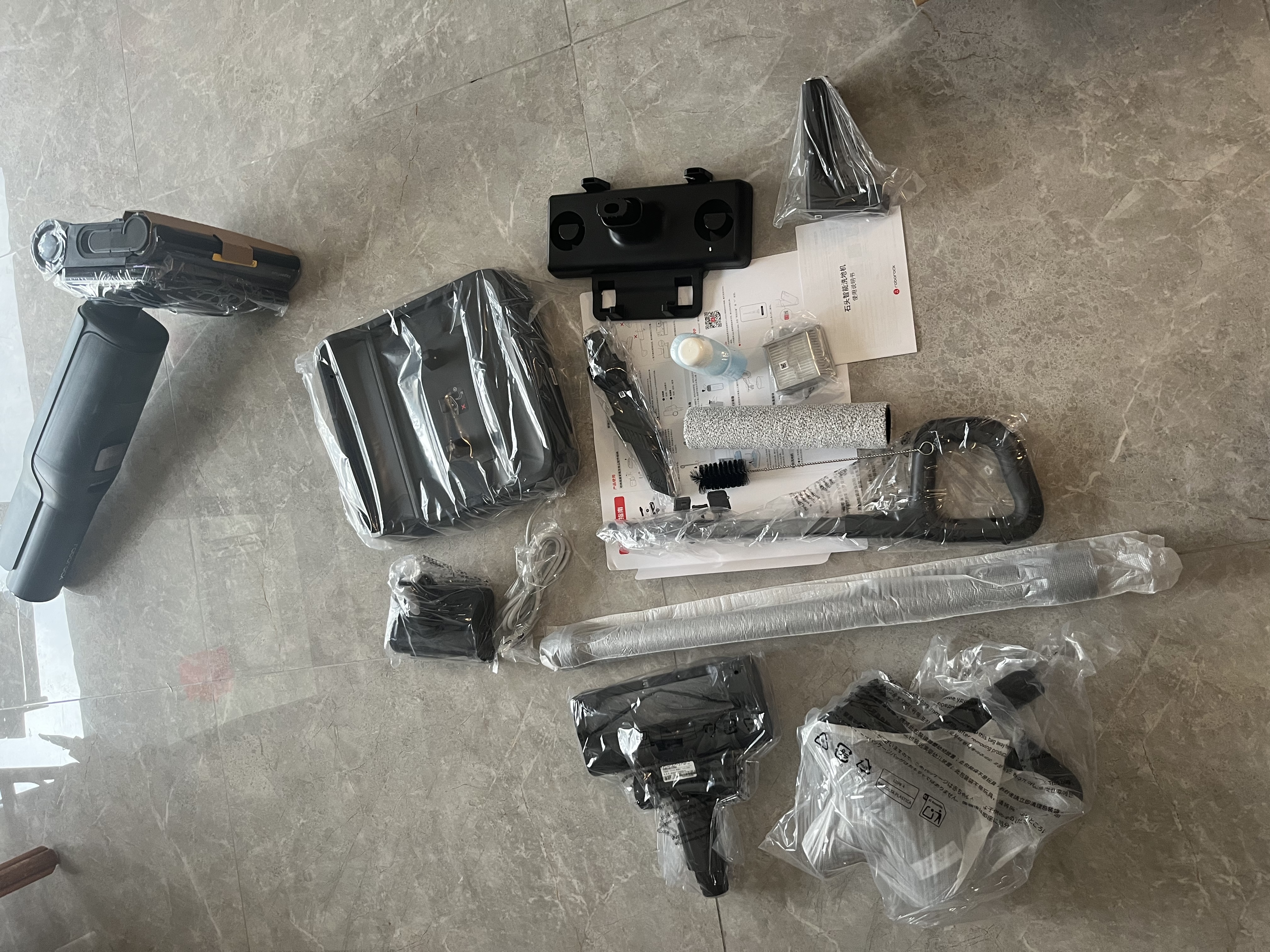 石头A30 Pro Steam5合1 160℃蒸汽86°C热水洗地蒸汽洗地机全向助力0缠毛扫地机器人 实拍图