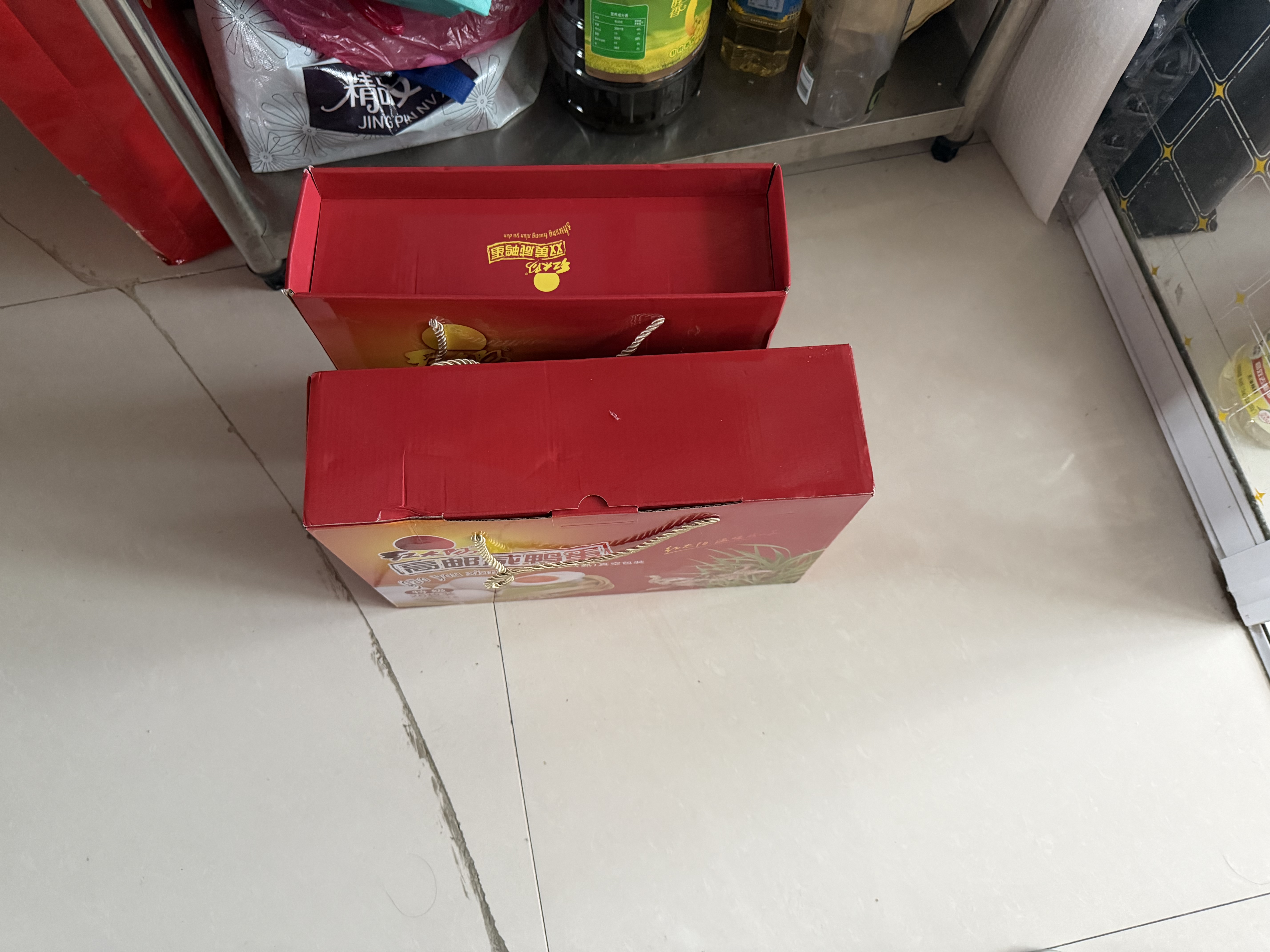红太阳高邮正宗红心咸鸭蛋流油 特级 26枚*80g大蛋 礼盒装 咸淡适中 实拍图