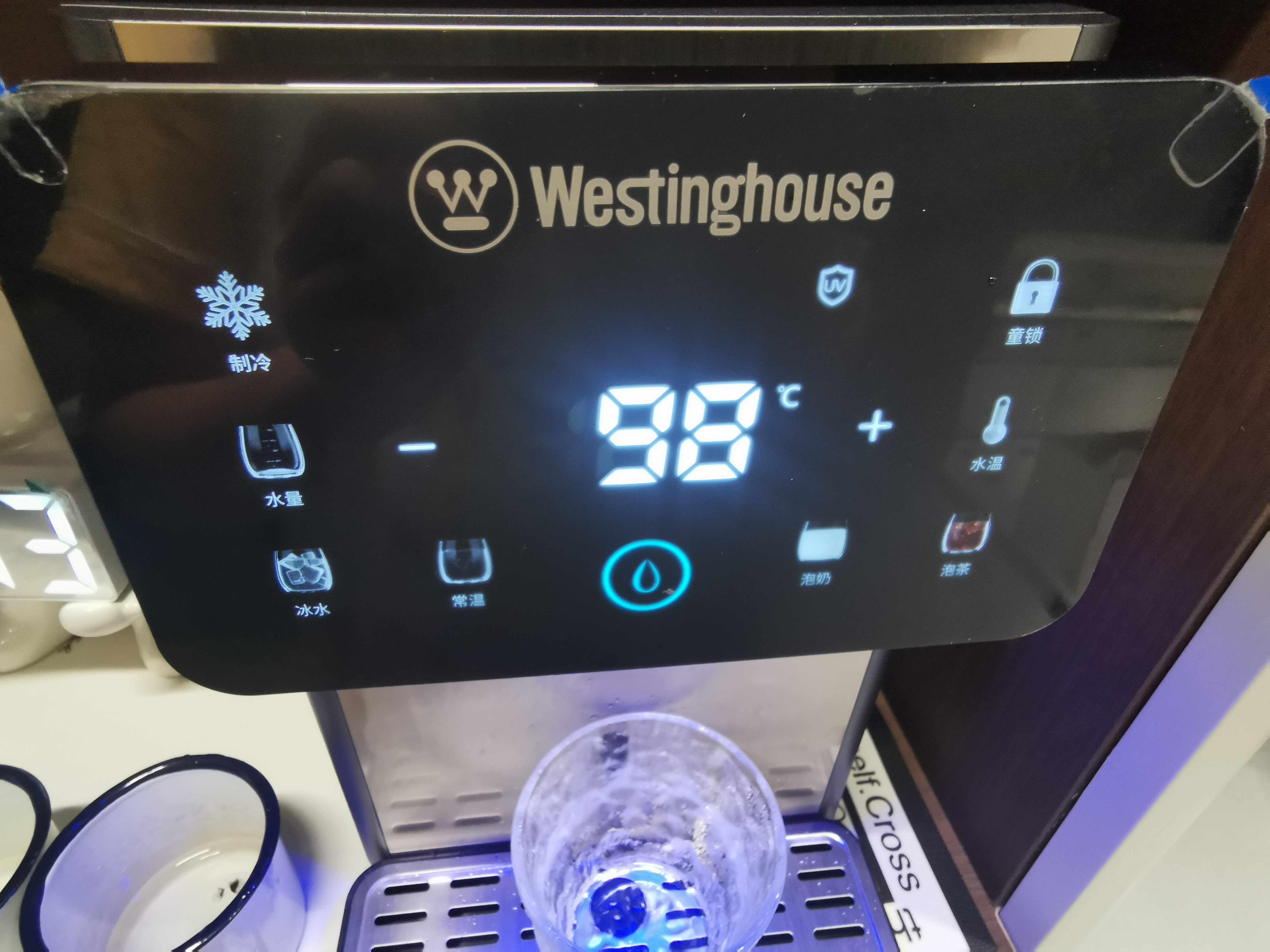 西屋（Westinghouse）即热式饮水机 曼哈顿台式小型饮水机家用 制冰水冷热含有钛不锈钢水箱办公室客厅免安装恒温直饮机 曼哈顿W4S Ultra旗舰款含钛不锈钢 即热制冷型 实拍图
