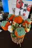包贝勒生日礼物永生花玩偶花束针织手工毛线花七夕礼物送男女友妈妈老师 【成品】柿柿如意-灯串+礼袋 实拍图