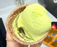 宏宝莱俄式大蛋筒脆皮冰淇淋牛奶巧克力抹茶味冰激凌雪糕100g*9支 实拍图