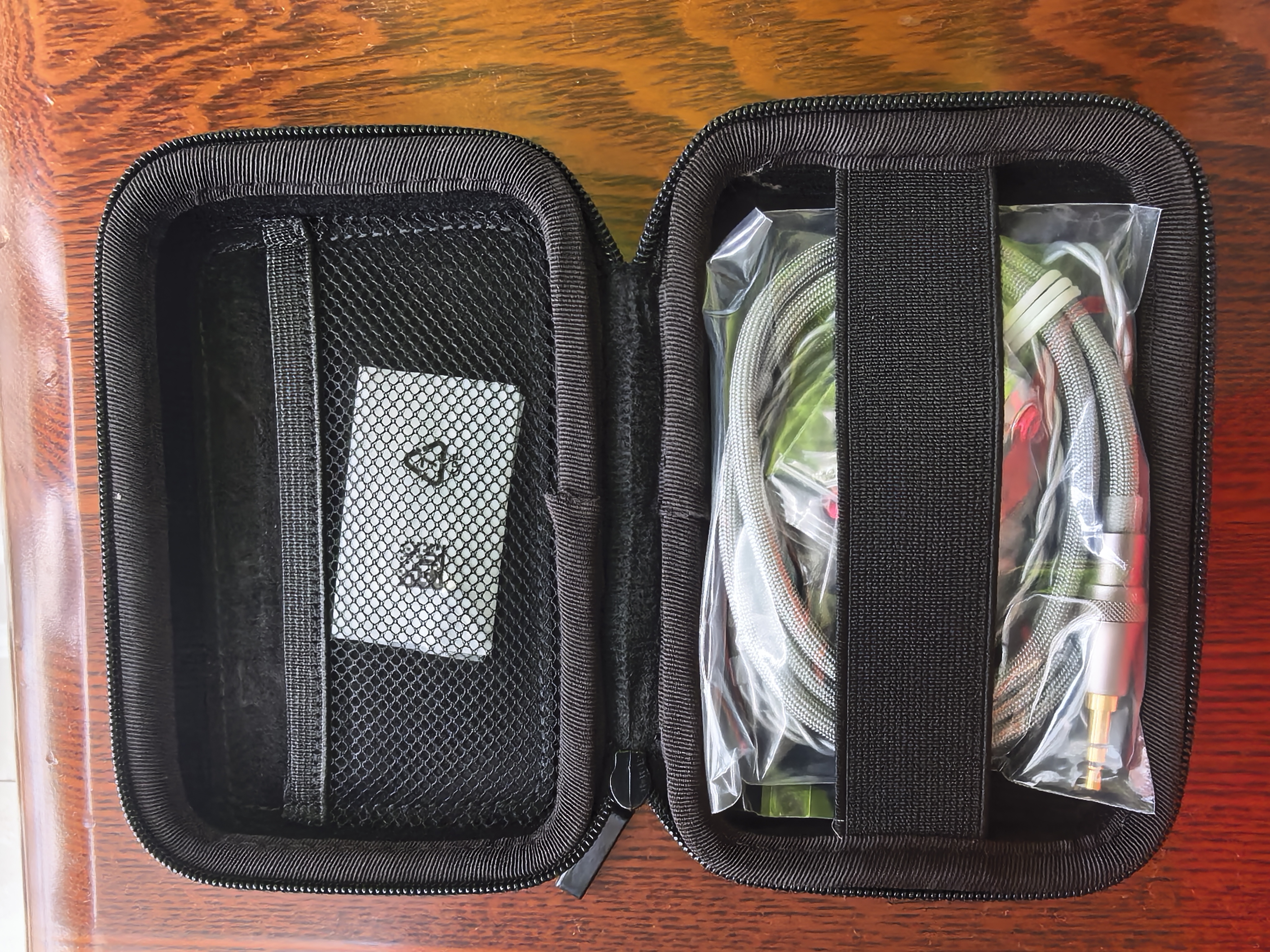 达音科（DUNU）Titan S2音乐有线耳机入耳式HIFI耳塞动圈可换插头系统3.5单端4.4平衡发烧入门高保真有线学生高解 TITAN S2 银色【3.5MM+4.4MM】+ MIC 1S麦克风线 实拍图