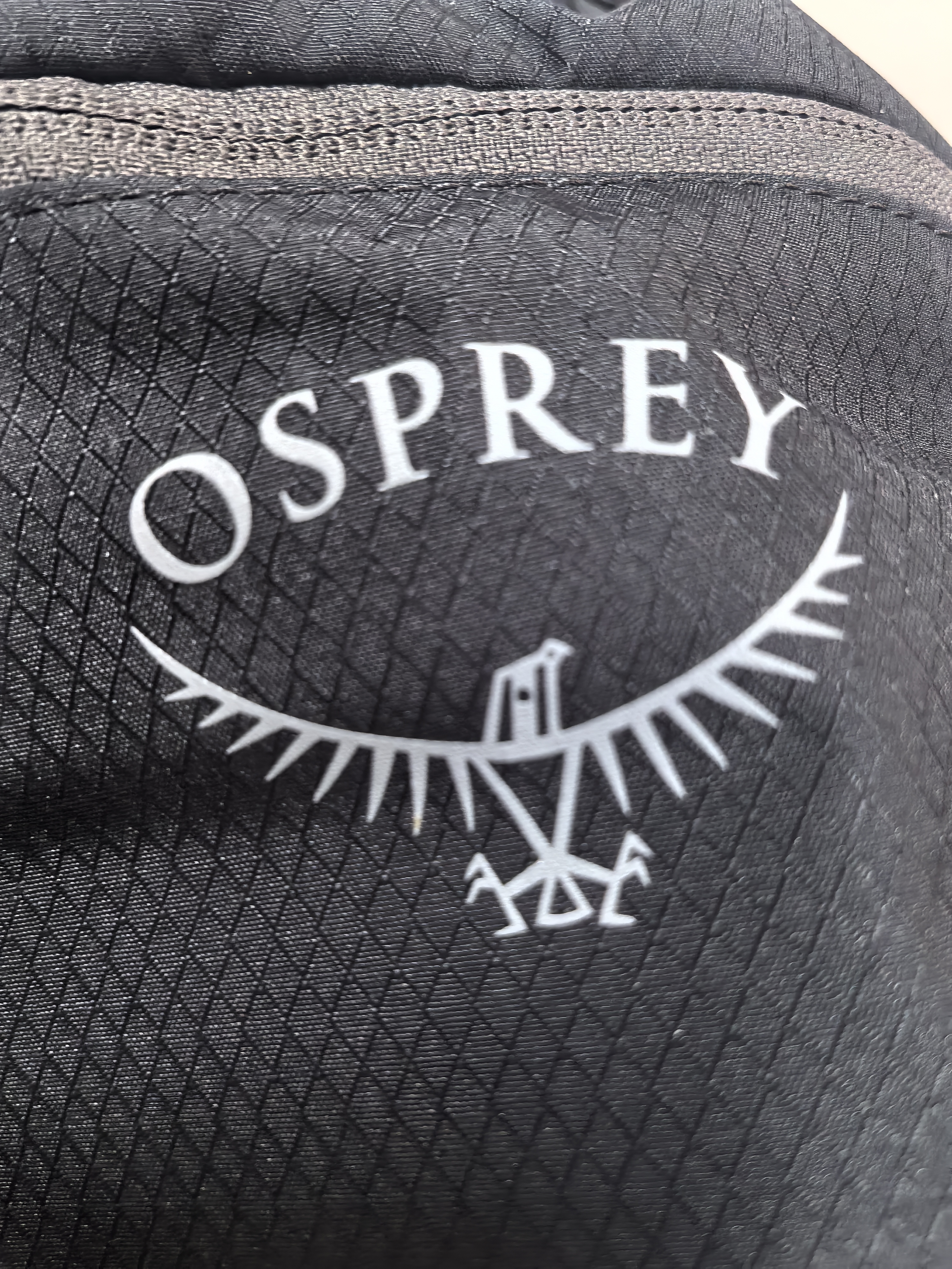 OSPREYDaylite日光15抽绳双肩包户外城市通勤旅游包 黑色 O/S 实拍图