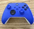 微软（Microsoft）XBOX无线游戏手柄 无线控制器 彩色手柄波动蓝 蓝牙 适配XBOX/PC/平板/手机 Steam 影之刃零 实拍图