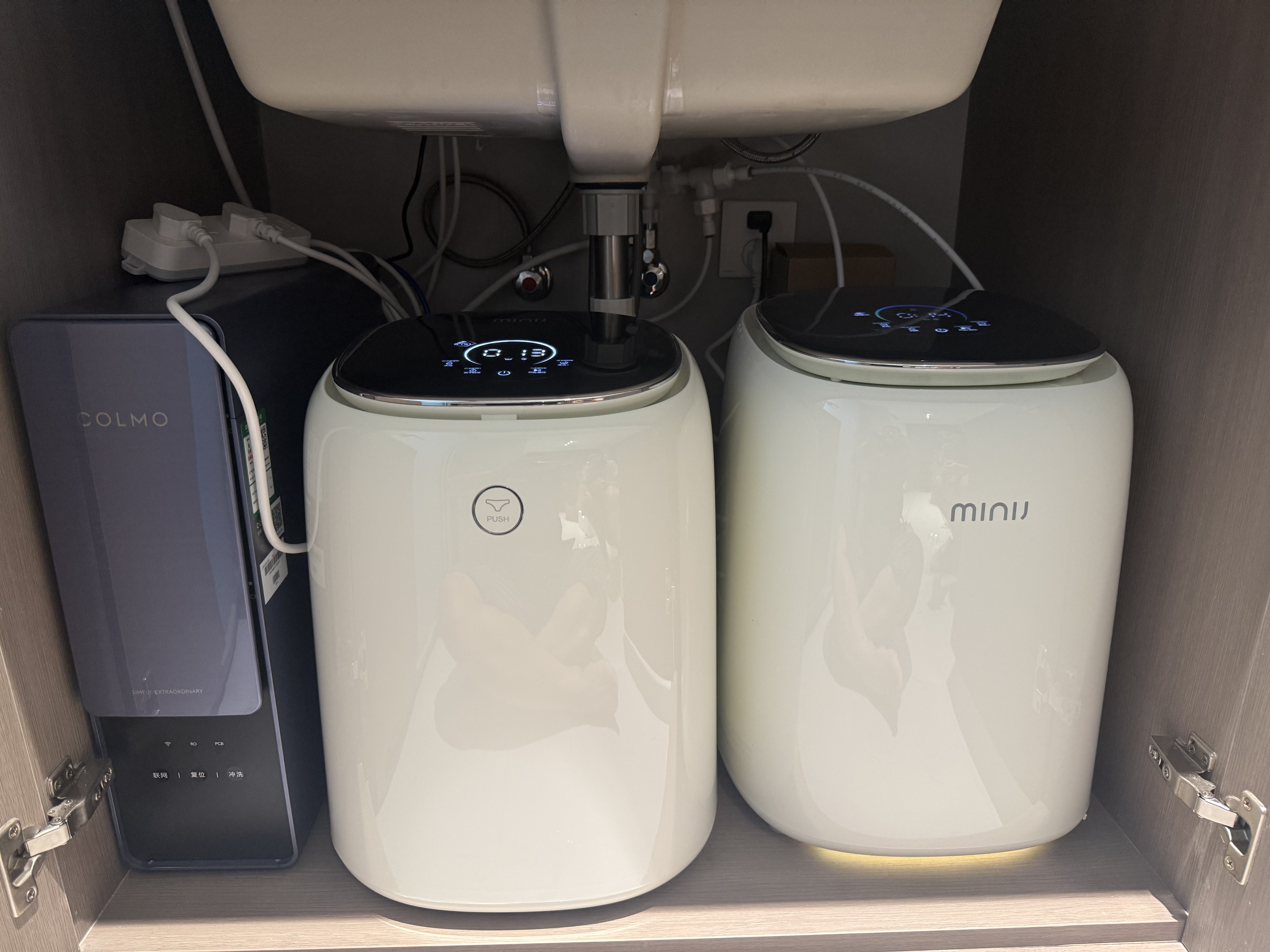 小吉（MINIJ）内裤洗衣机0.5kg迷你内衣裤专用 洗烘一体 去血渍 变频 U10-MD 实拍图