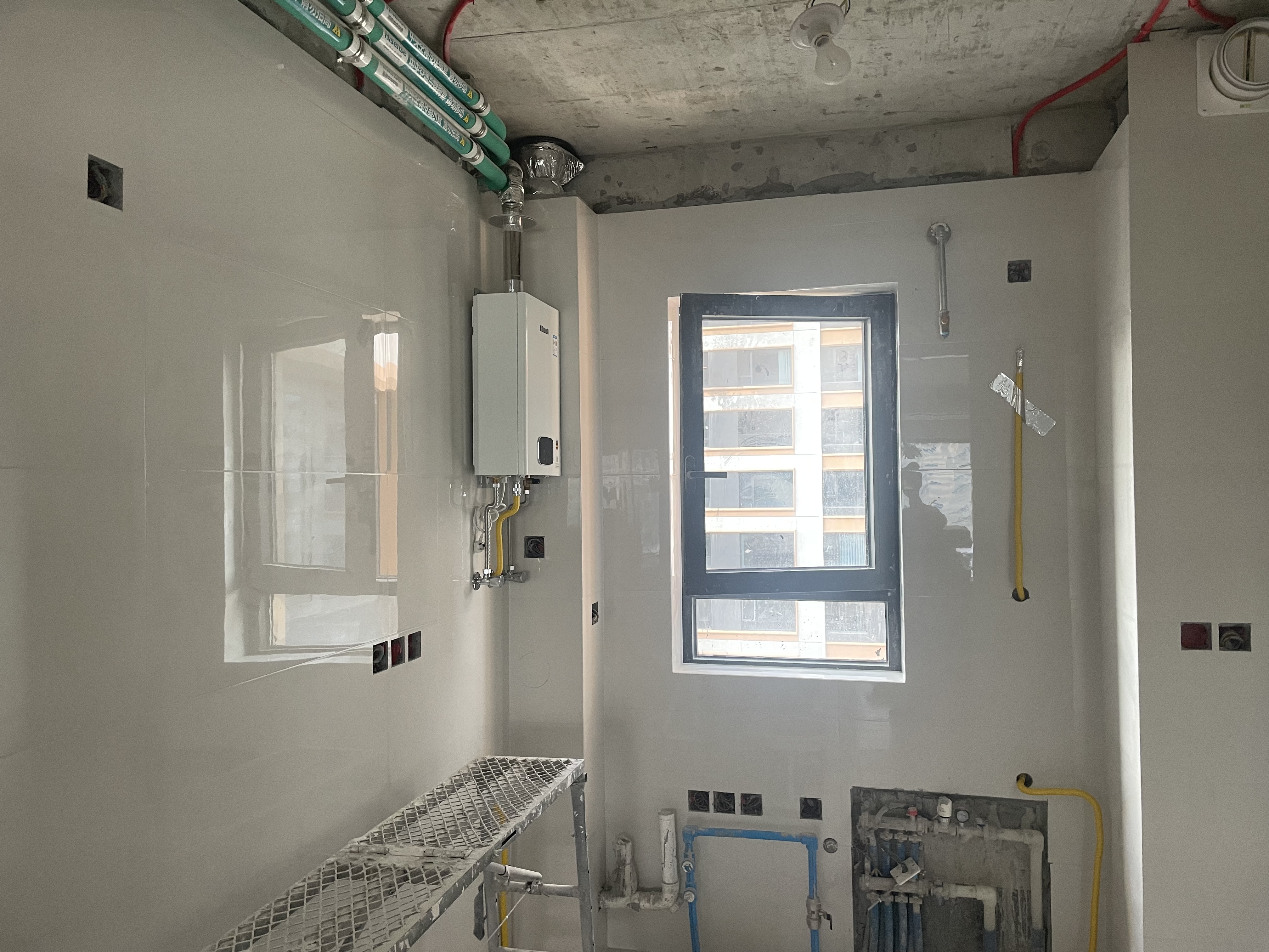 林内（Rinnai）【小蛮腰Plus】16升家用燃气热水器 一键智能切换 超窄机身 恒温热水器上门安装（16GD31Plus） 实拍图