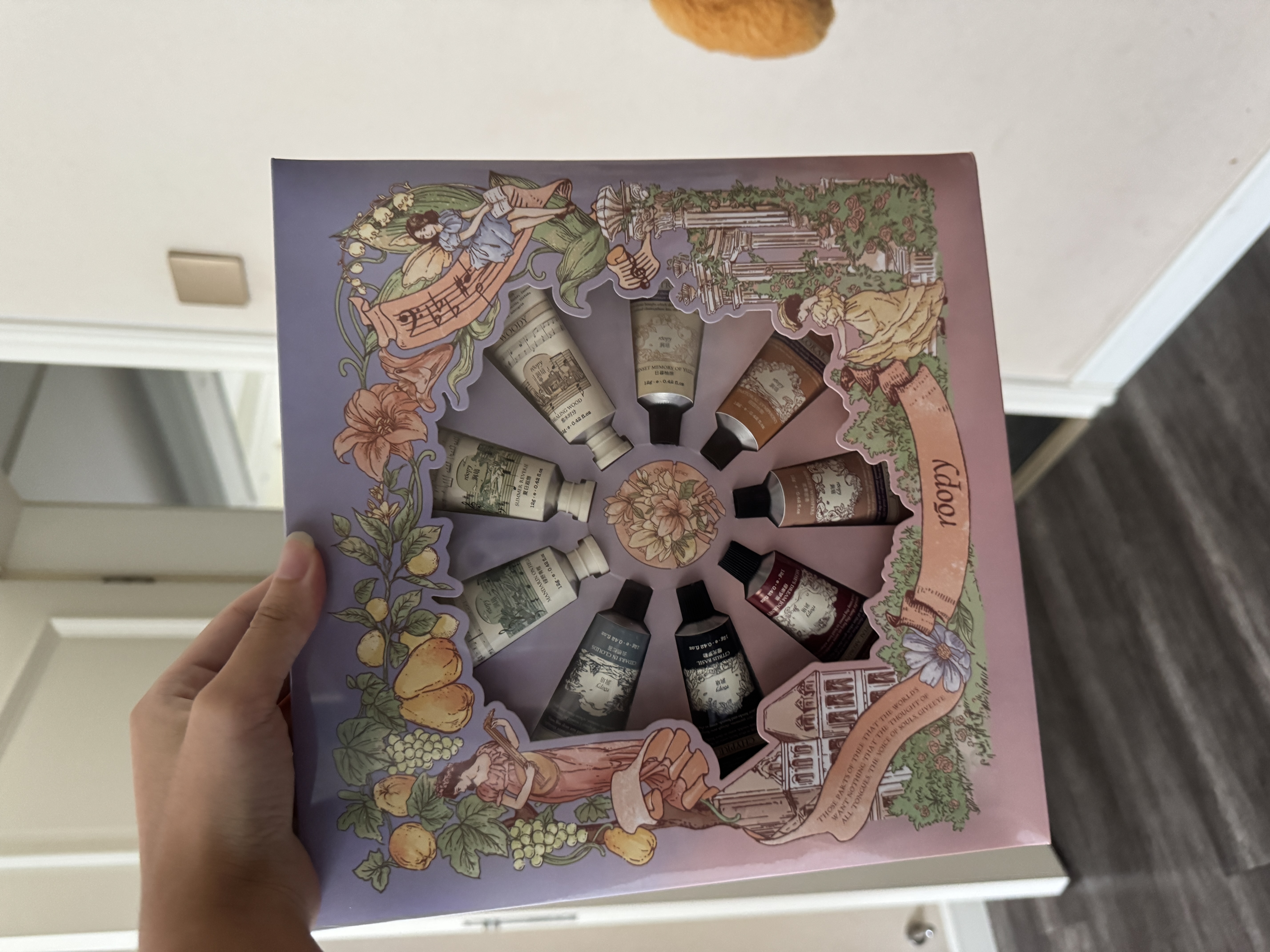 润培【赠品】大礼盒礼袋 尺寸：32.5*30*8cm 实拍图