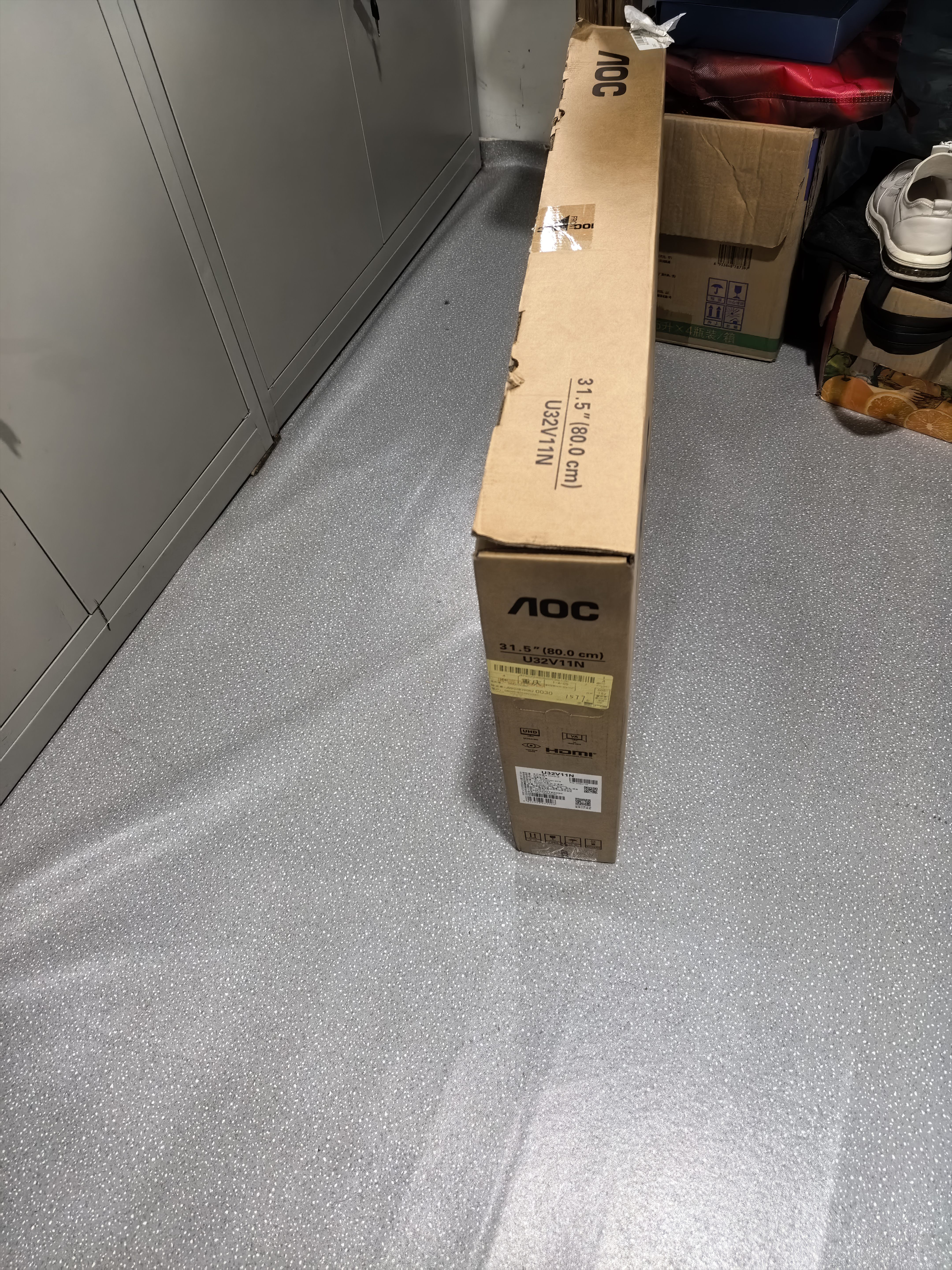 AOC31.5英寸 4K高清 VA HDR低蓝光不闪 出厂校色 三边微边 节能超薄 macmini办公电脑显示器 U32V11N 实拍图
