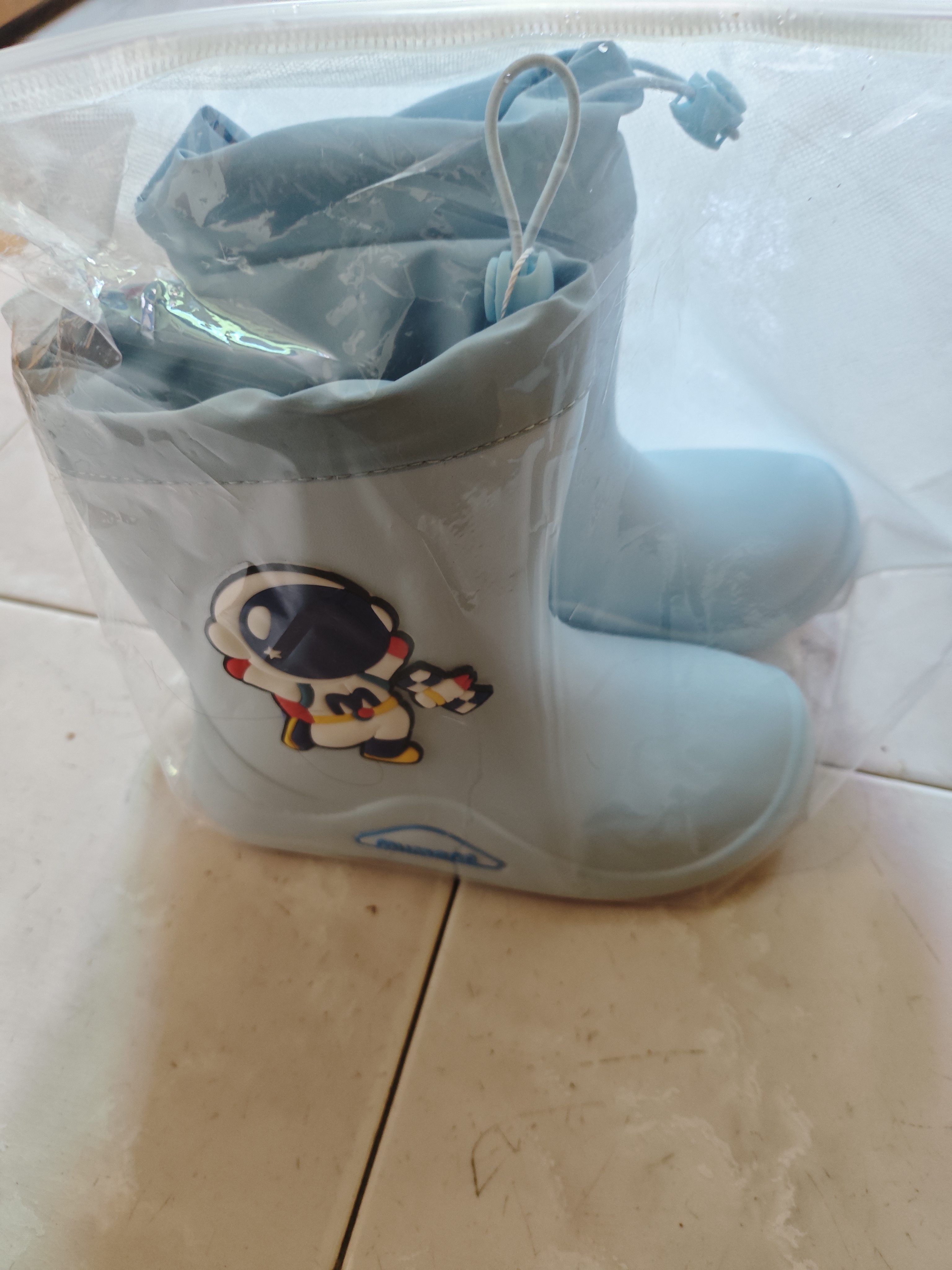 牧萌儿童雨鞋男童女童防水立体宝宝防滑耐磨卡通雨靴 太空人 20码 实拍图