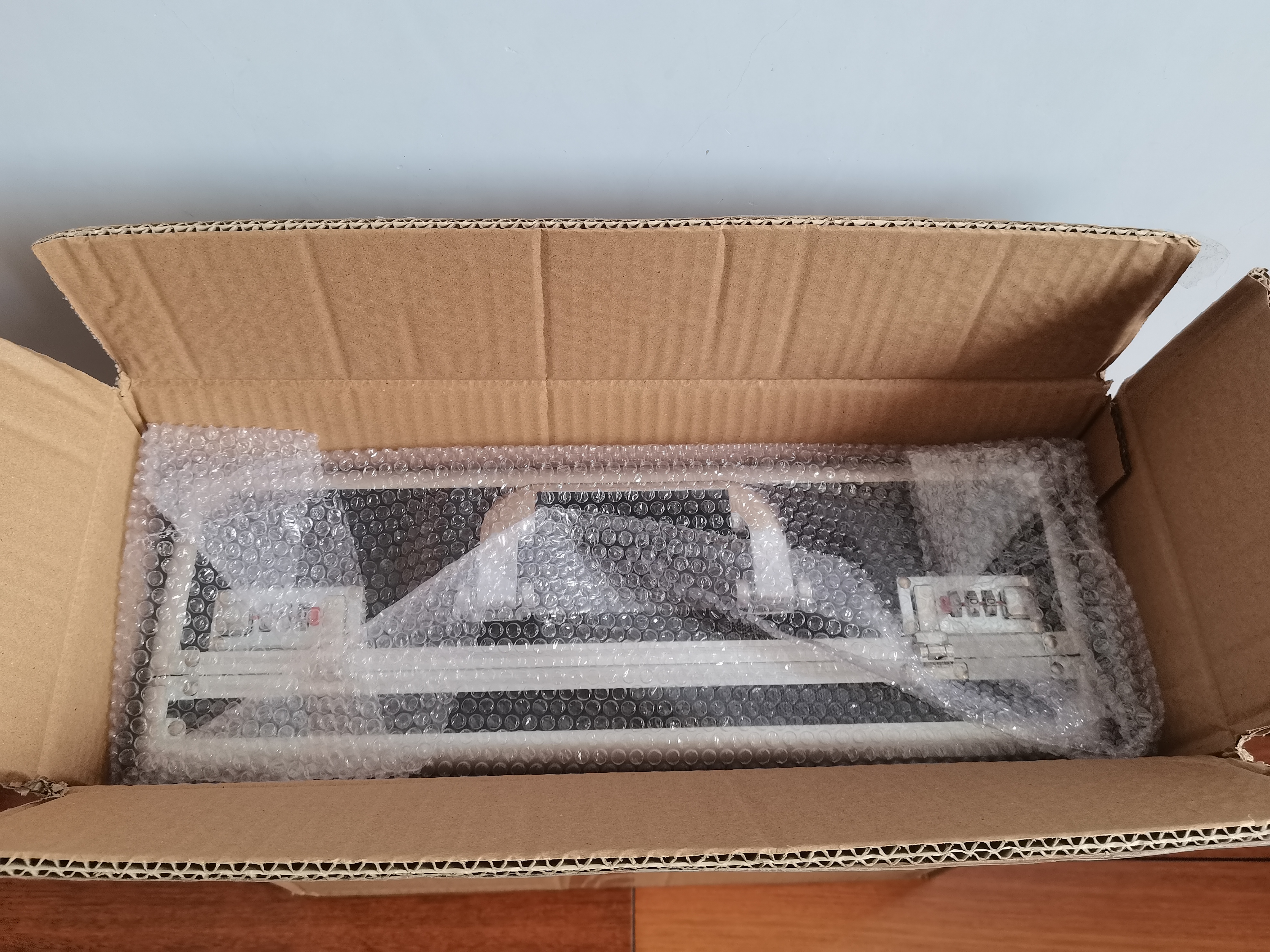 稳斯坦 W7339 带锁铝合金手提箱 手提式双密码工具箱证件收纳盒 黑色空箱(42*32*14) 实拍图