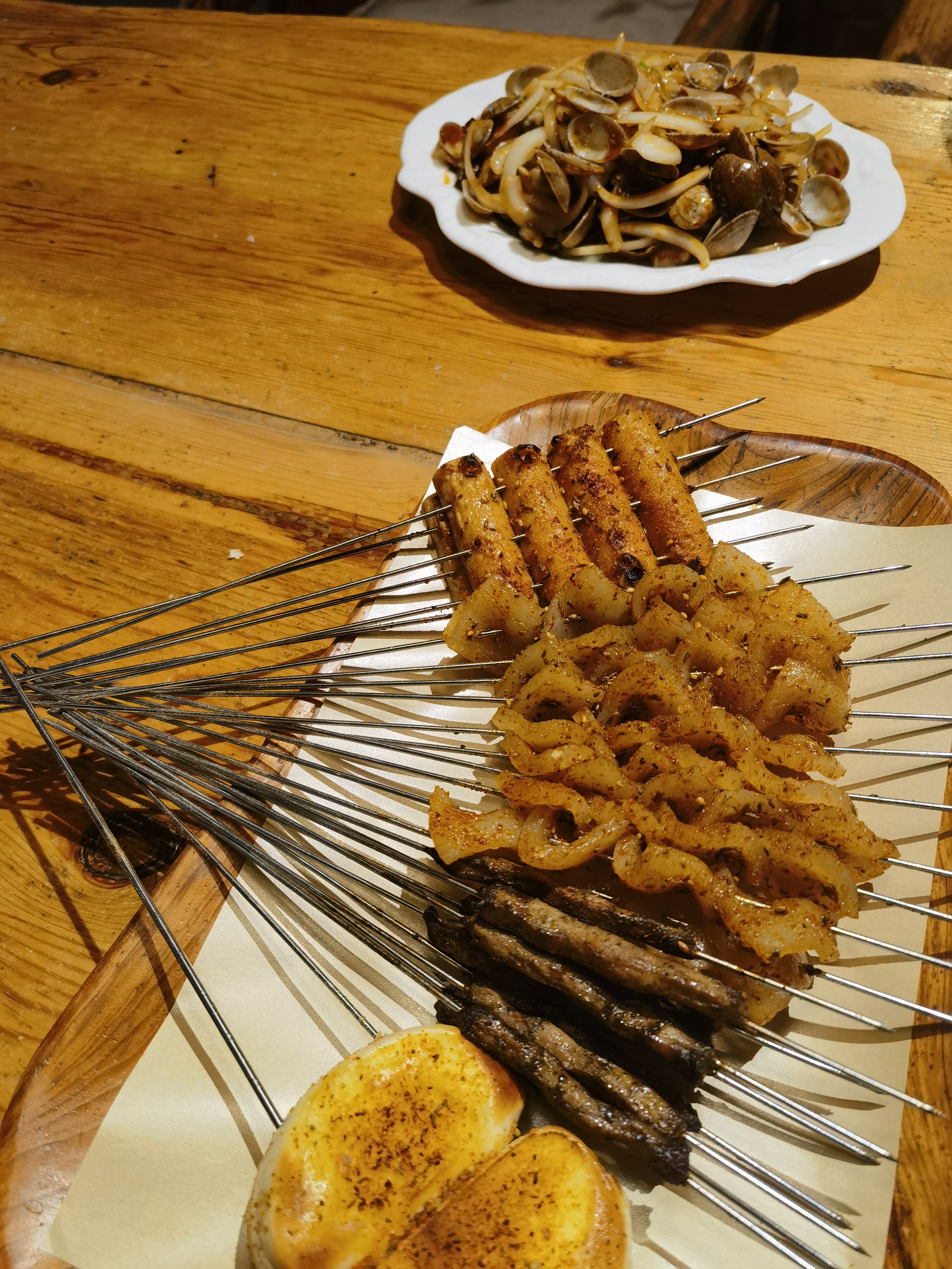 非洲鹰（feizhouying）折叠方圆桌子简易折叠餐桌麻将桌折叠饭桌大圆桌家用折叠桌 棕色1.17米【加粗黑腿】 实拍图