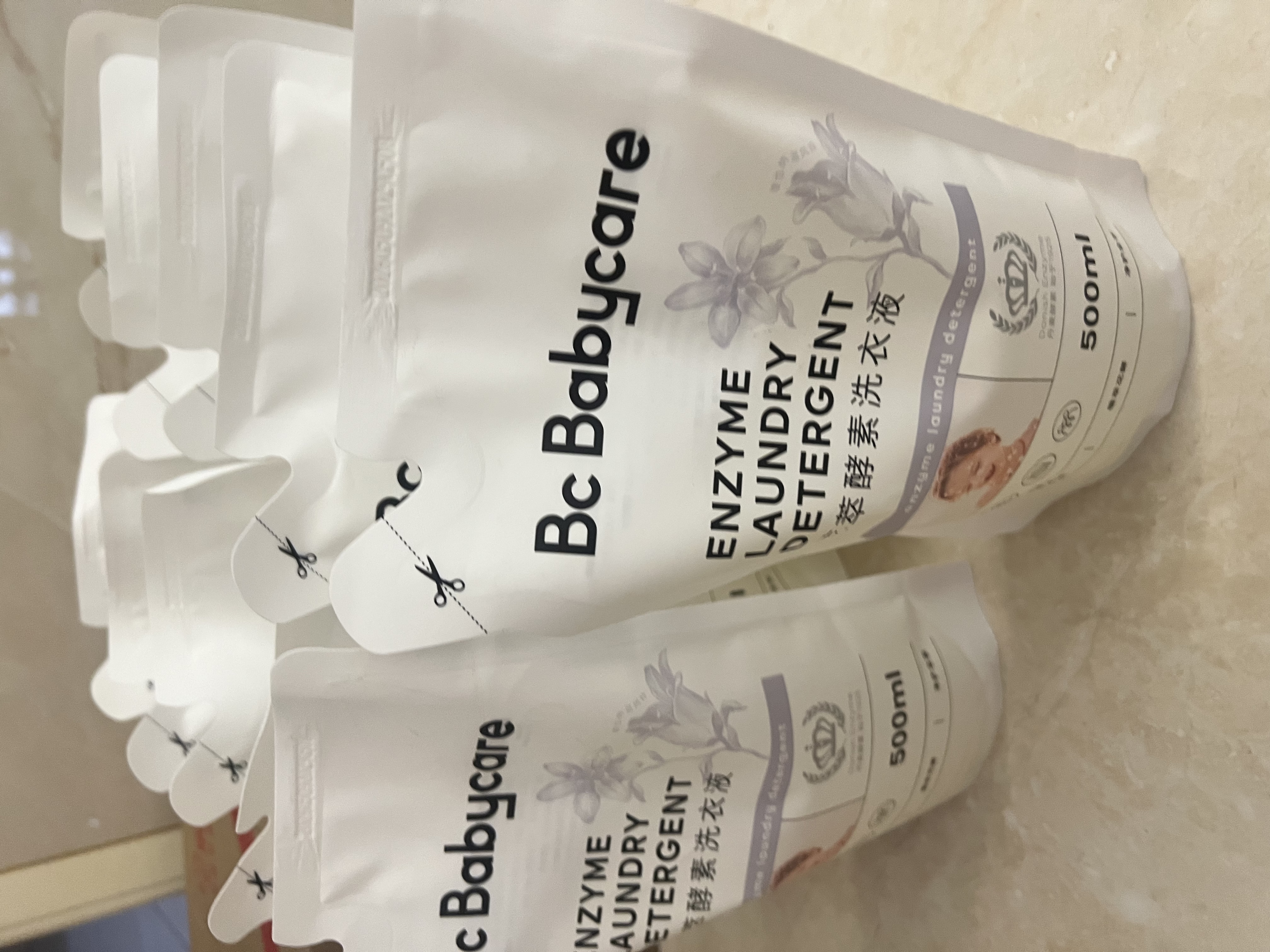 babycare儿童花萃酵素洗衣液去污除菌香氛清洁剂蓝风铃6.8L组合装 实拍图