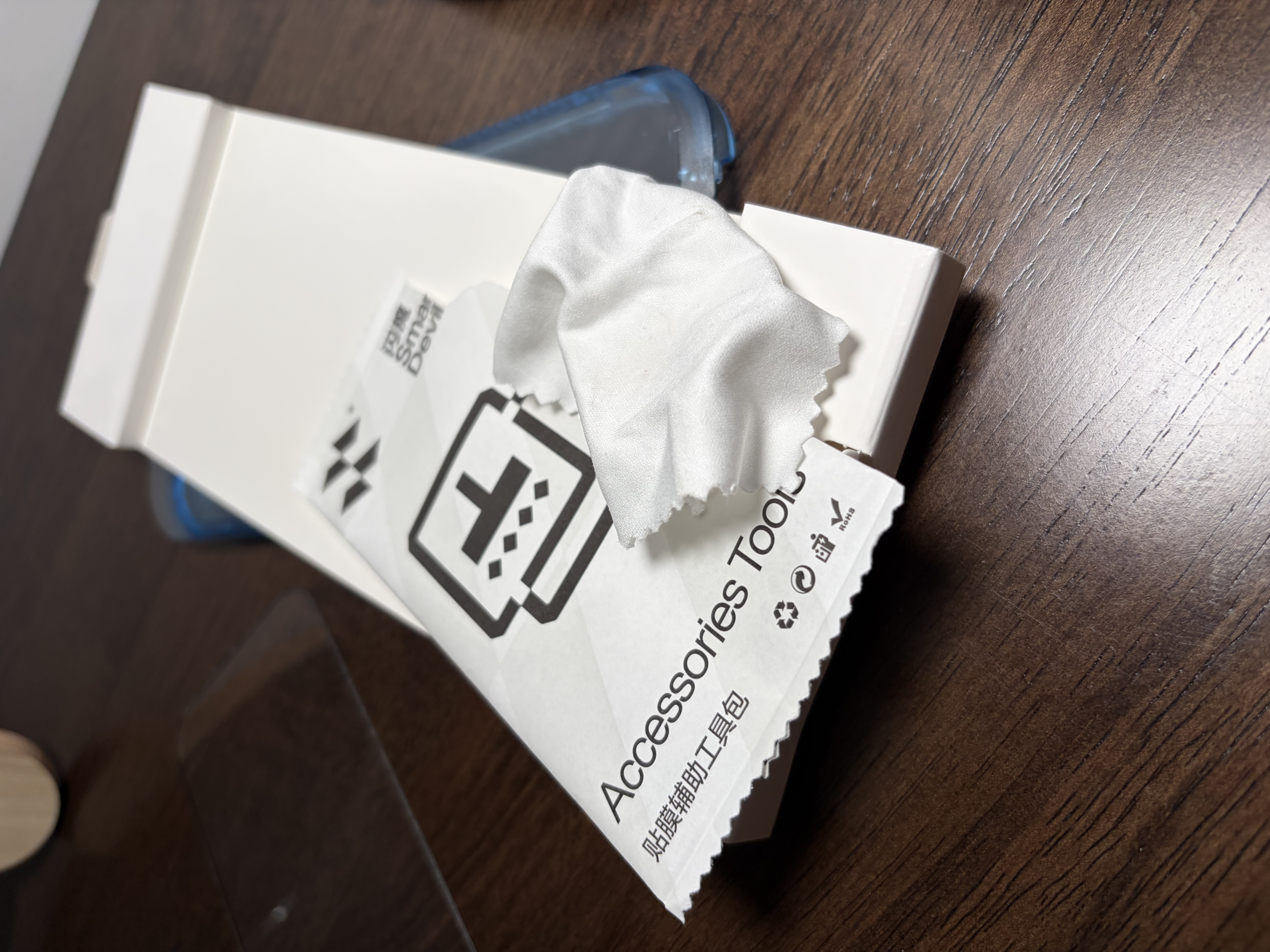 闪魔【T3-Pro】适用iPhone17钢化膜苹果17手机膜通用16pro高清防爆抗指纹强化升级听筒防尘膜 实拍图