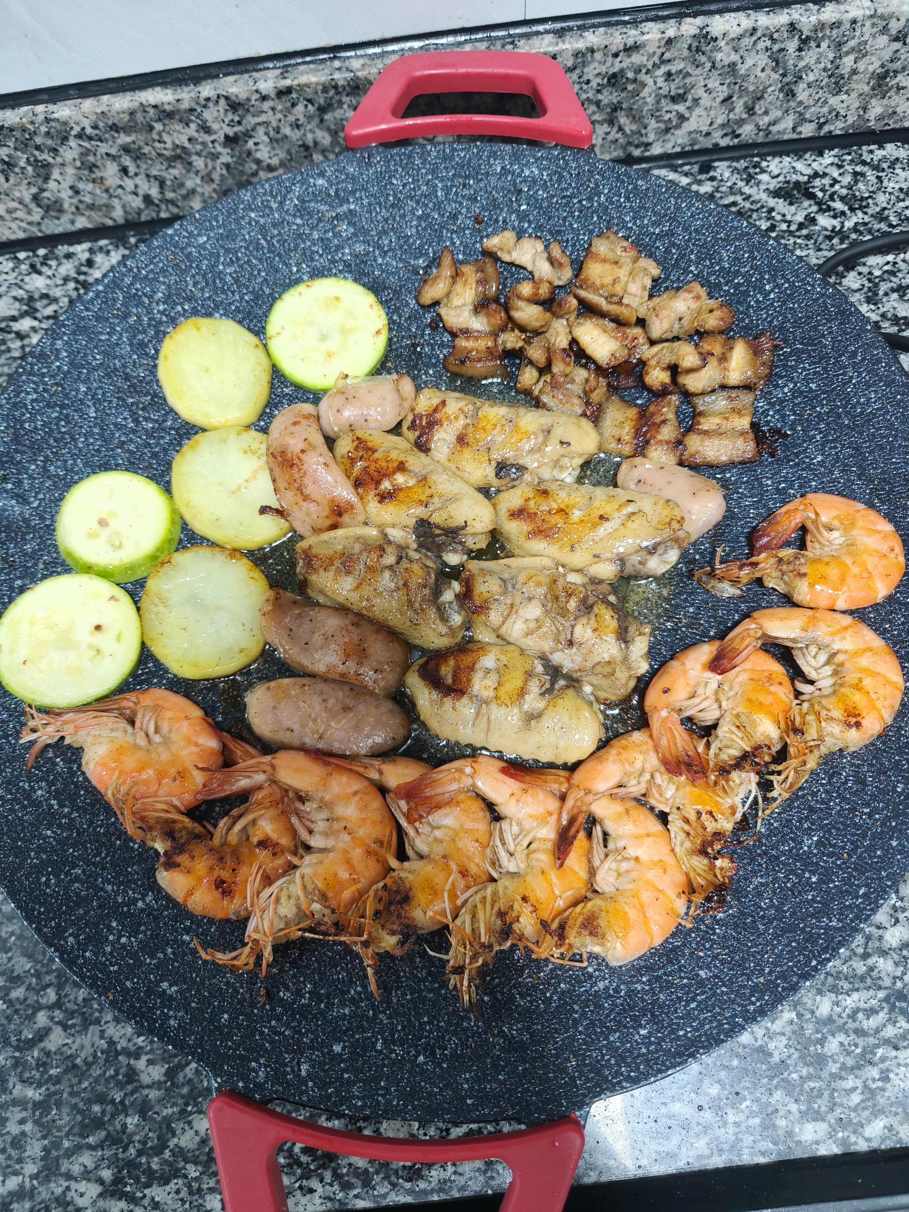 康佳（KONKA）烤肉盘 烤肉锅 烧烤家用多功能电烤炉 大容量大功率轻油少烟不粘烤肉机 KDKP-1020-W 实拍图