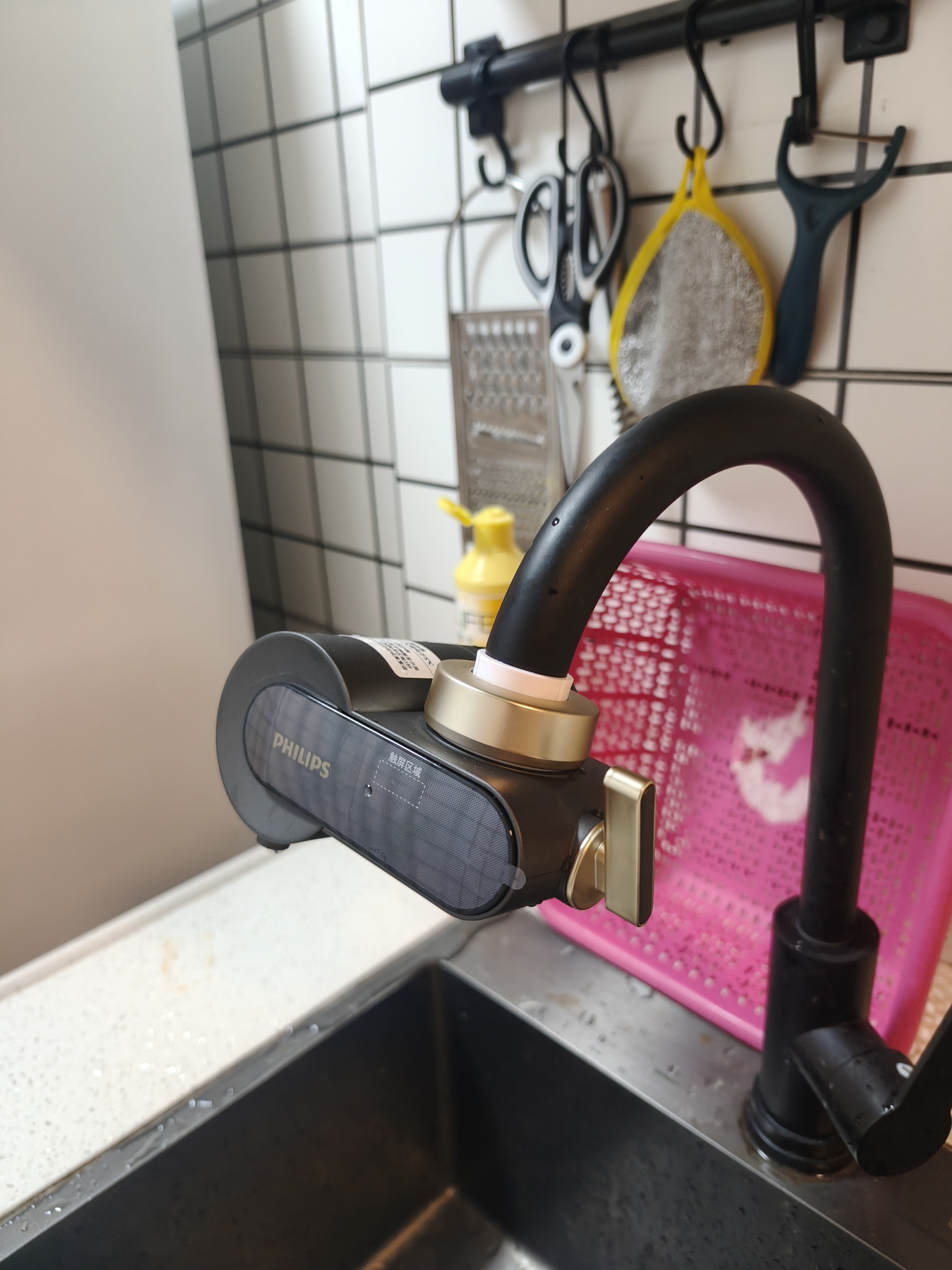 飞利浦（PHILIPS）水龙头过滤器家用净水器厨房直饮自来水前置过滤器超滤机通用滤芯【3000L 高效除菌可直饮】 1机1芯【超滤滤芯】支持直饮 实拍图