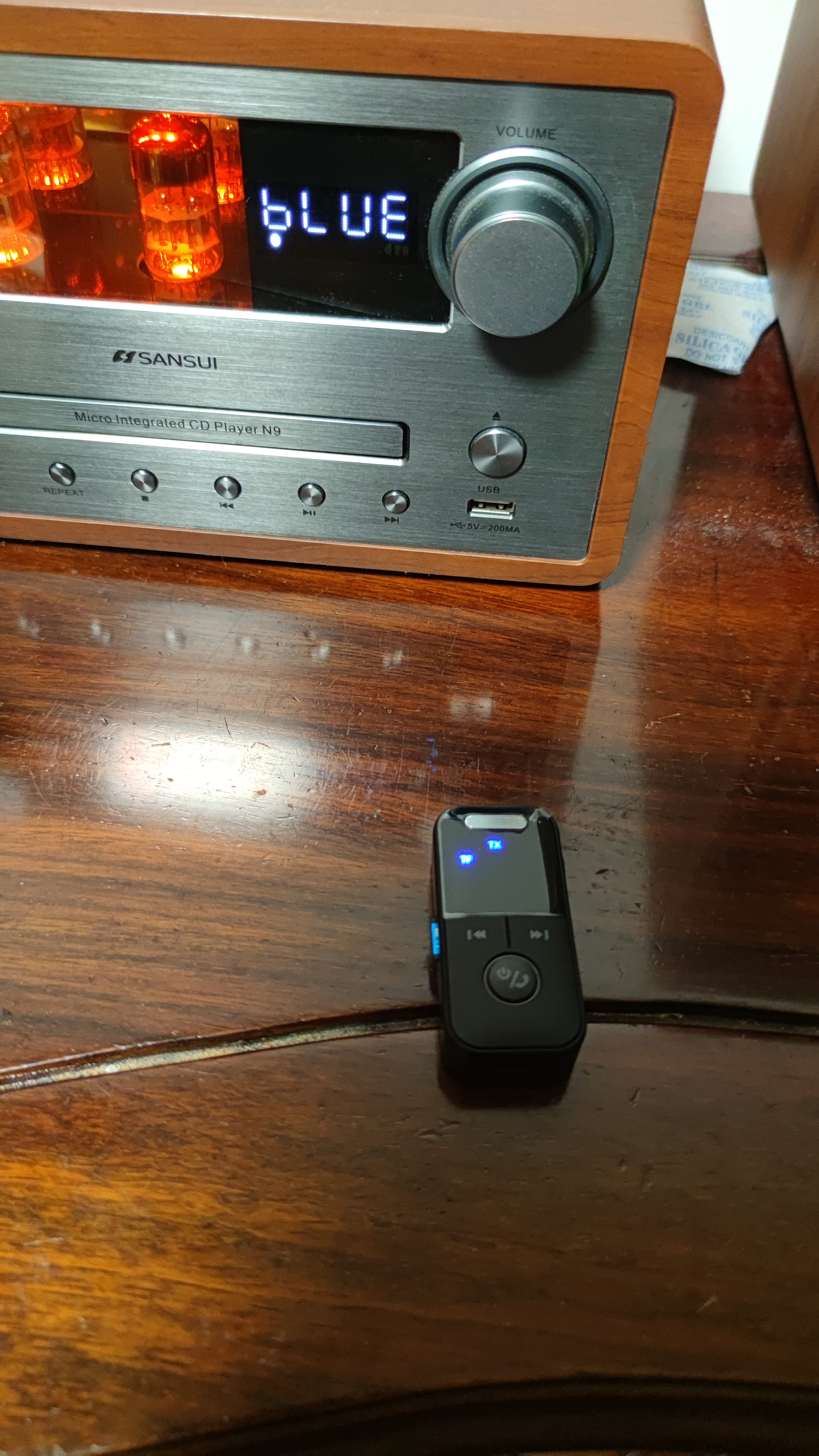 毕亚兹 蓝牙5.4接收器音频发射器 蓝牙适配器汽车载耳机音箱响功放机台式电脑电视转换无线AUX免提 实拍图