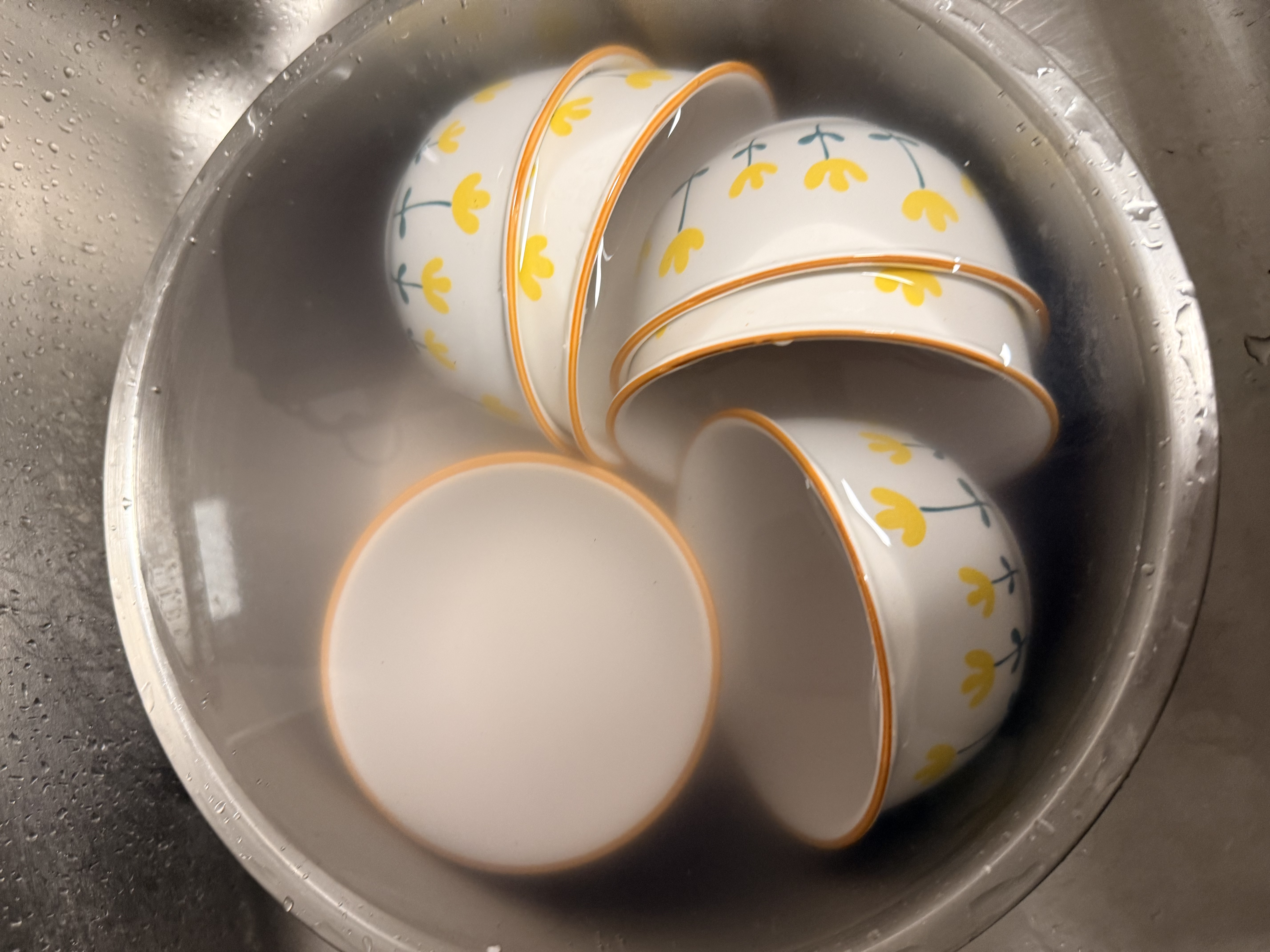 佩尔森网红高颜值陶瓷碗家用饭碗甜品碗加厚防烫碗 山菊花4.75英寸6只装 实拍图