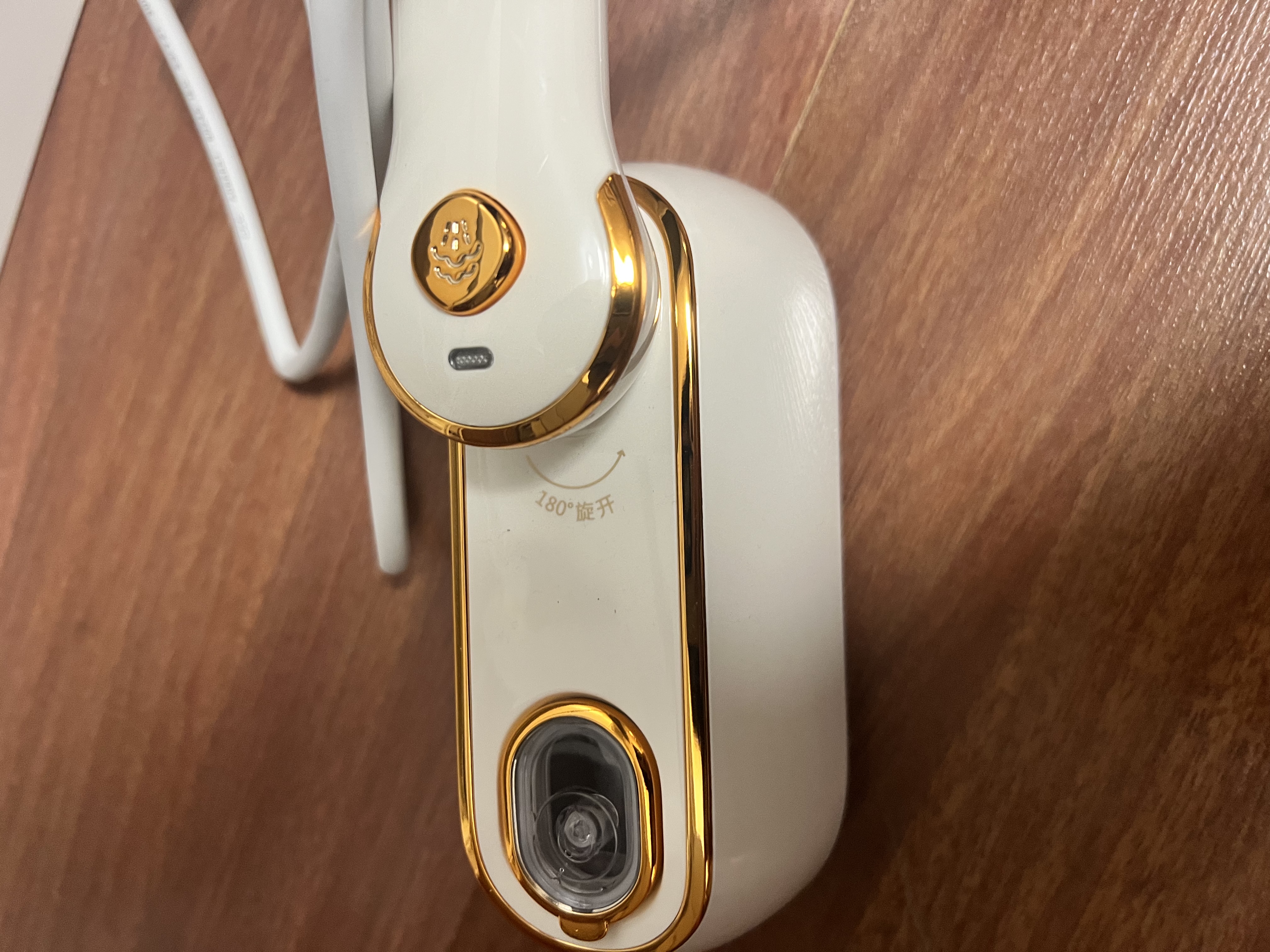 志高（CHIGO）手持挂烫机电熨斗熨烫机家用小型160ml水箱25g/min增压蒸汽熨衣机烫衣机差旅便携团购熨斗2370 实拍图