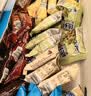 趣多多曲奇饼干显眼包礼盒1045g 含41件 休闲零食团购 实拍图