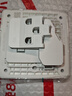 西门子（SIEMENS）插座面板 10A斜五孔插座 电源插座 致典雅白色5UB14183NC012P 实拍图