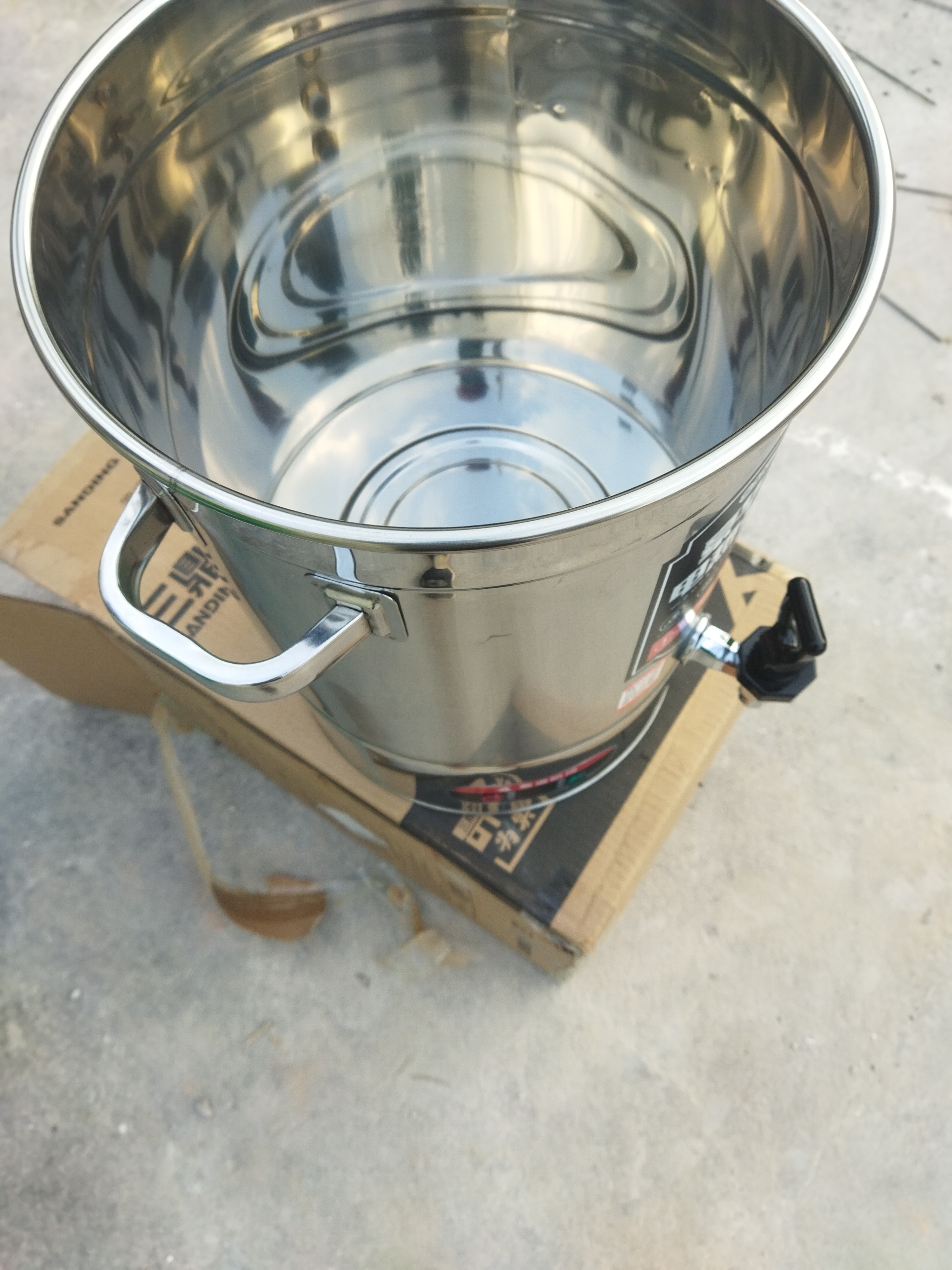 三鼎电热开水桶开水器商用烧水桶奶茶店家用不锈钢保温热水桶大容量蒸煮桶防干烧月子桶SD-30L-D加厚款 实拍图