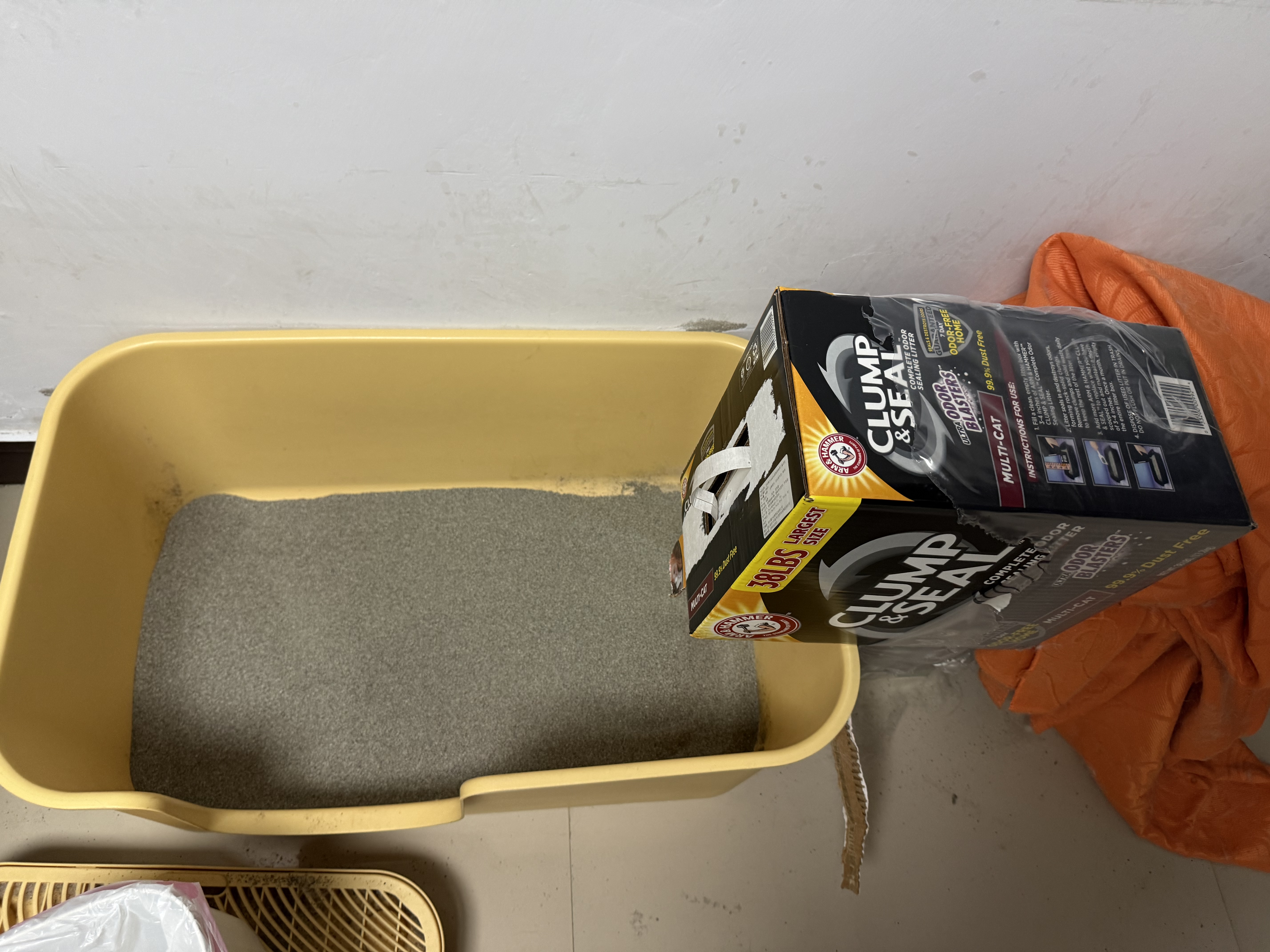 艾禾美（ARM&HAMMER）铁锤猫砂黑盒红标膨润土钠基矿量贩装 38磅 实拍图