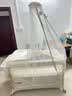 karmababy卡曼婴儿床多功能可移动折叠无缝拼接床摇篮床便携新生儿宝宝床 【单升降款】4D床垫+宫廷蚊帐+哄睡摇杆+置物篮+尿布台 实拍图
