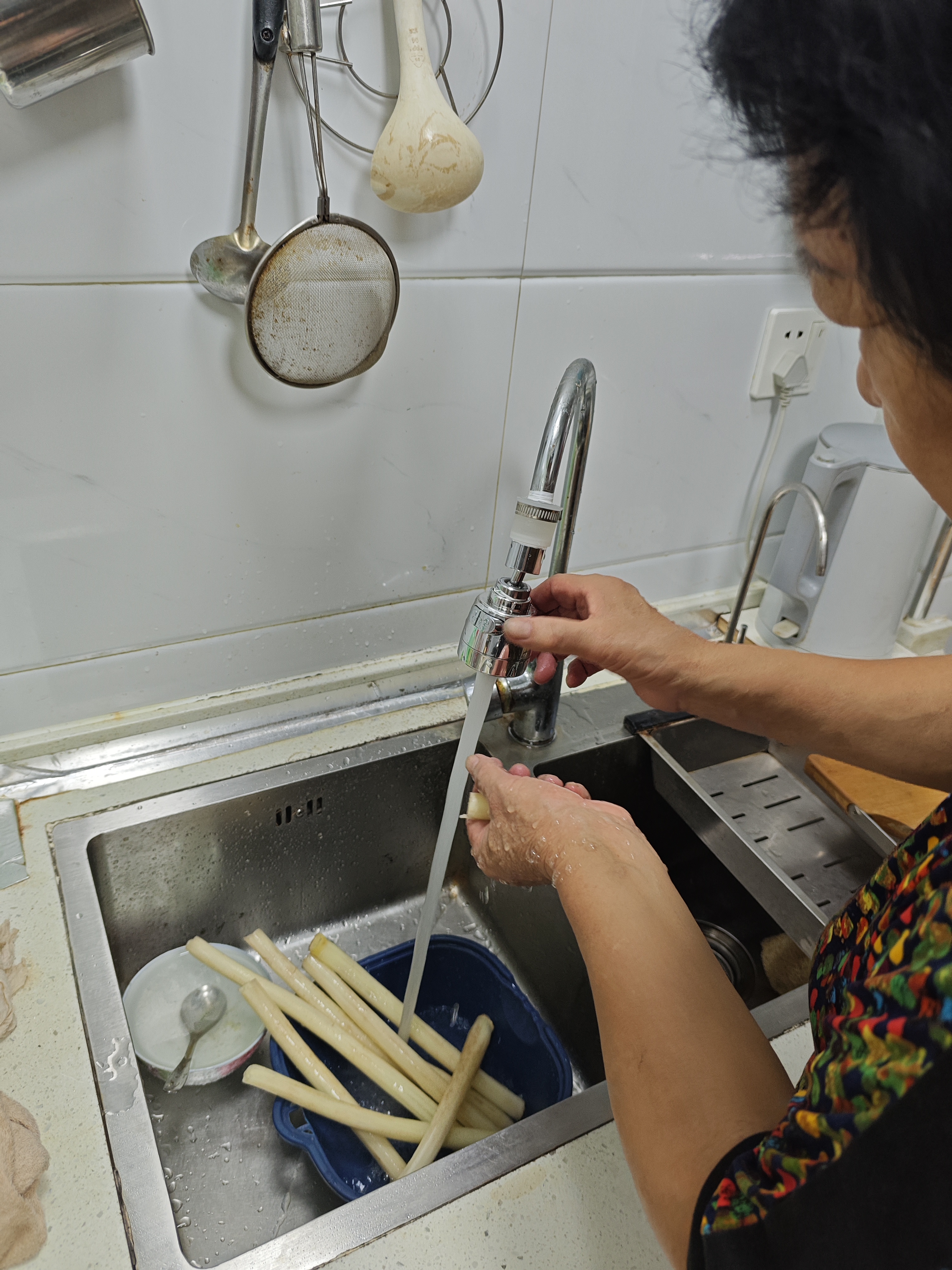 拜杰水龙头延伸器水龙头防溅水起泡器防溅头水龙头过滤器短款起泡器 实拍图