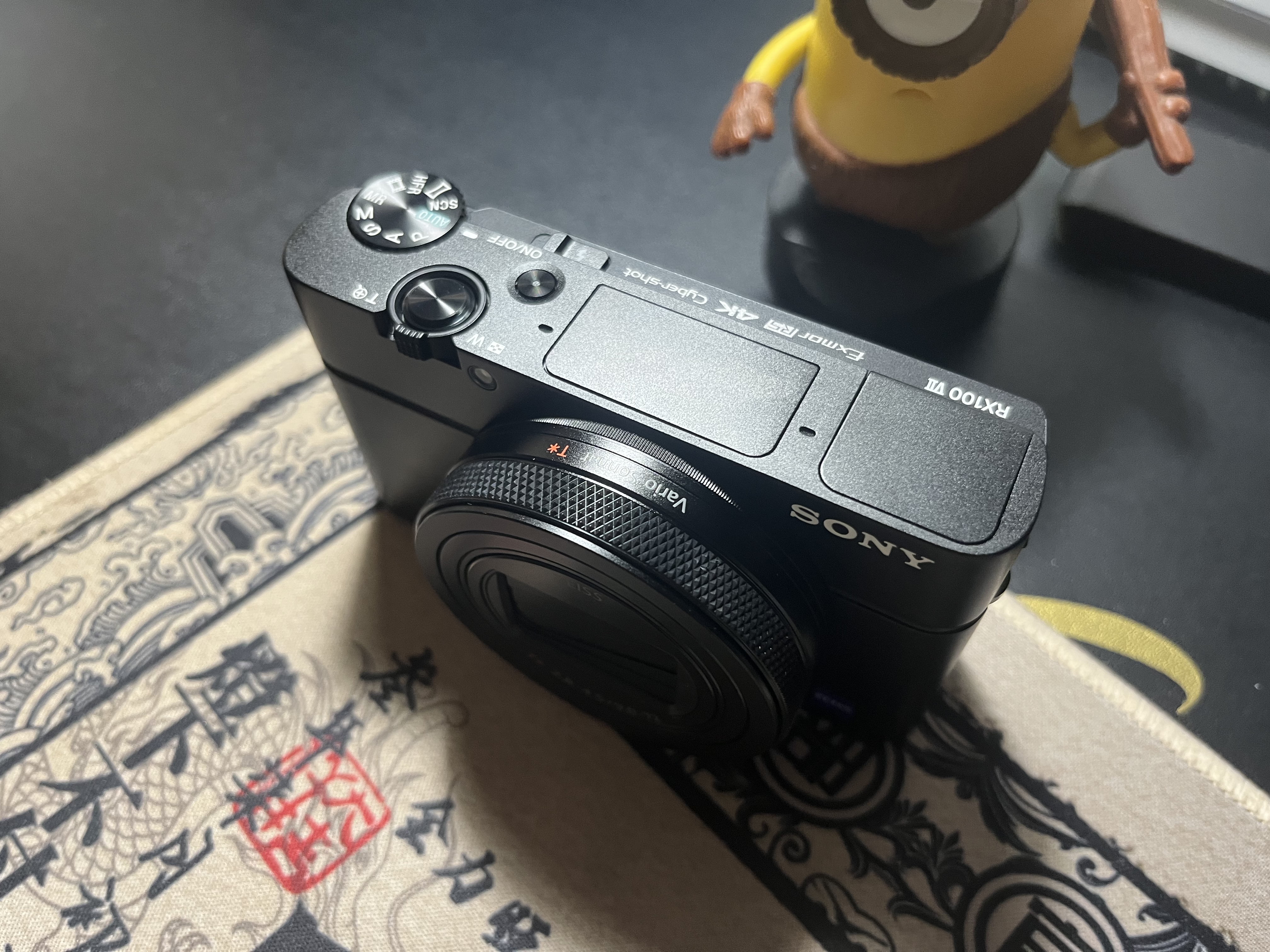 索尼（SONY）DSC-RX100M7 黑卡7 数码相机 RX100VII轻巧便携备机实时眼部对焦 黑卡7 (24-200mm) 官方标配 官方标配 实拍图