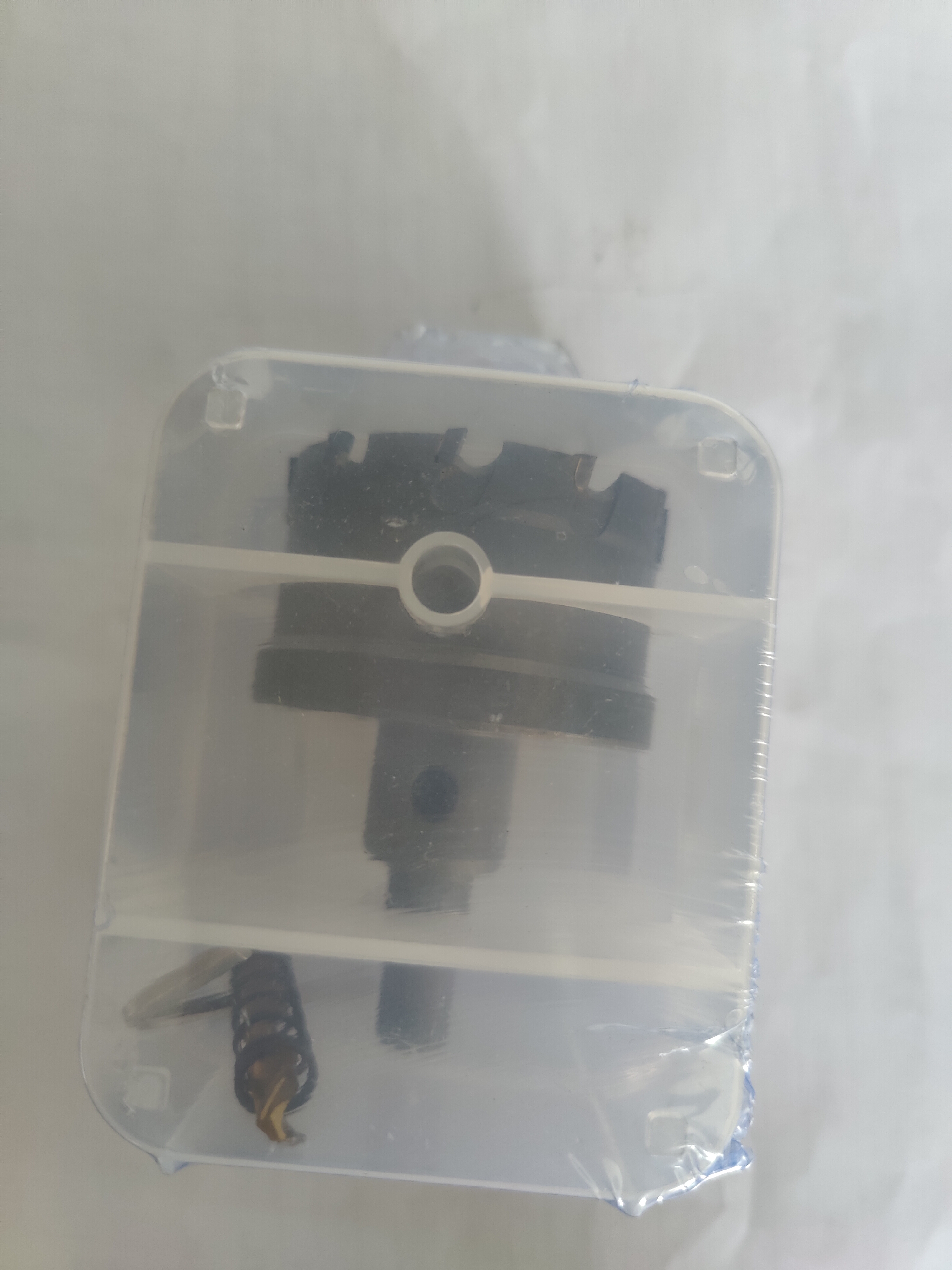 研然 多功能阶梯宝塔钻含钴开孔器螺旋钻（4-32mm+麻花钻*1）2件套 实拍图