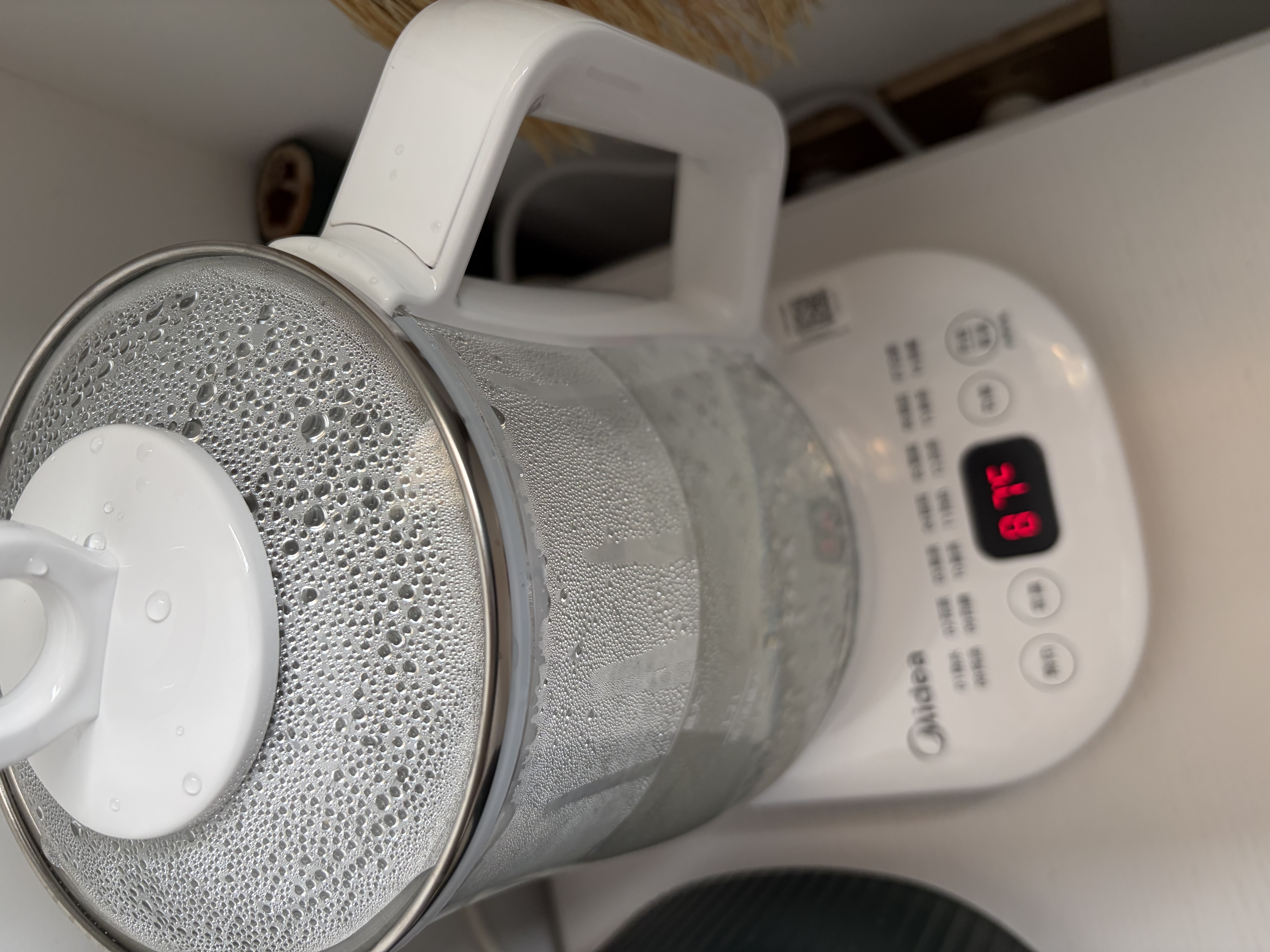 美的（Midea）养生壶 1.5L全自动煮茶壶煮茶器 12h恒温烧水壶 316L母婴材质调奶器花茶壶电热水壶 MK-Y12Q-316 实拍图