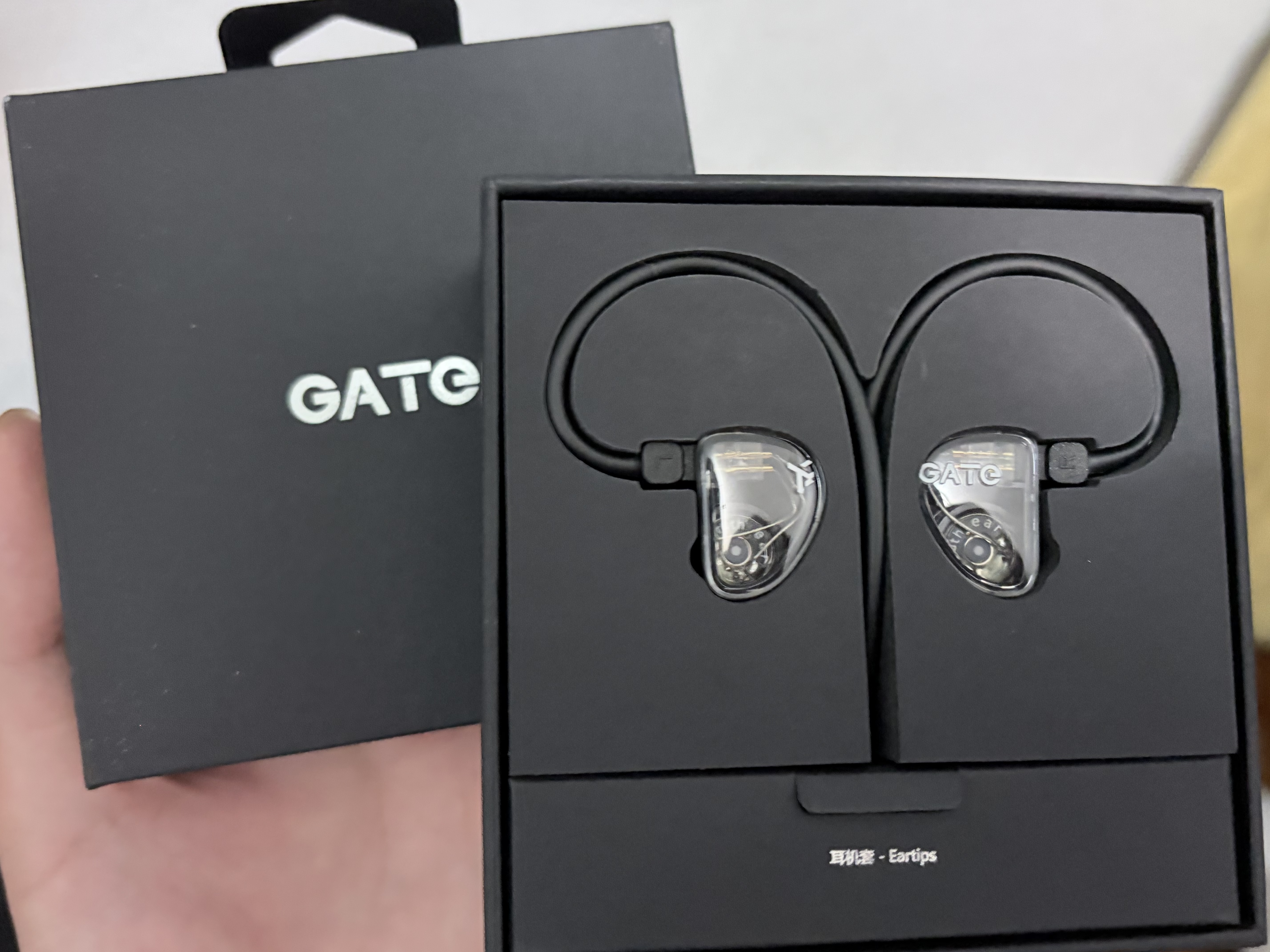 初耳（TRUTHEAR）GATE 单动圈入耳式有线HiFi耳机发烧可换线设计带麦克风游戏音乐耳塞 3.5插头0.78双插针 黑色【带麦版】 实拍图