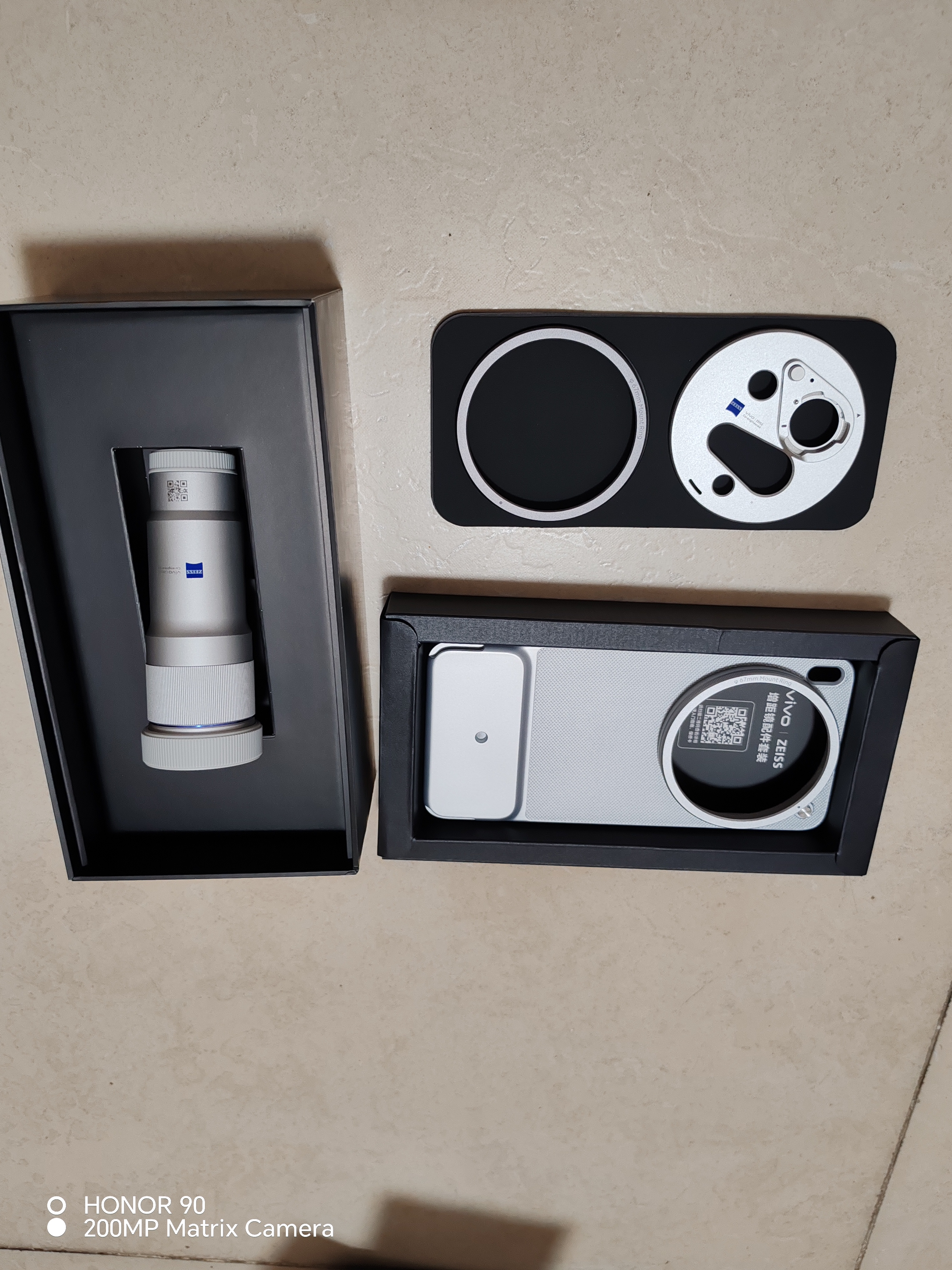 vivoX300 Ultra ZEISS 增距镜G2 镜头套装 200mm镜头+手机壳 实拍图