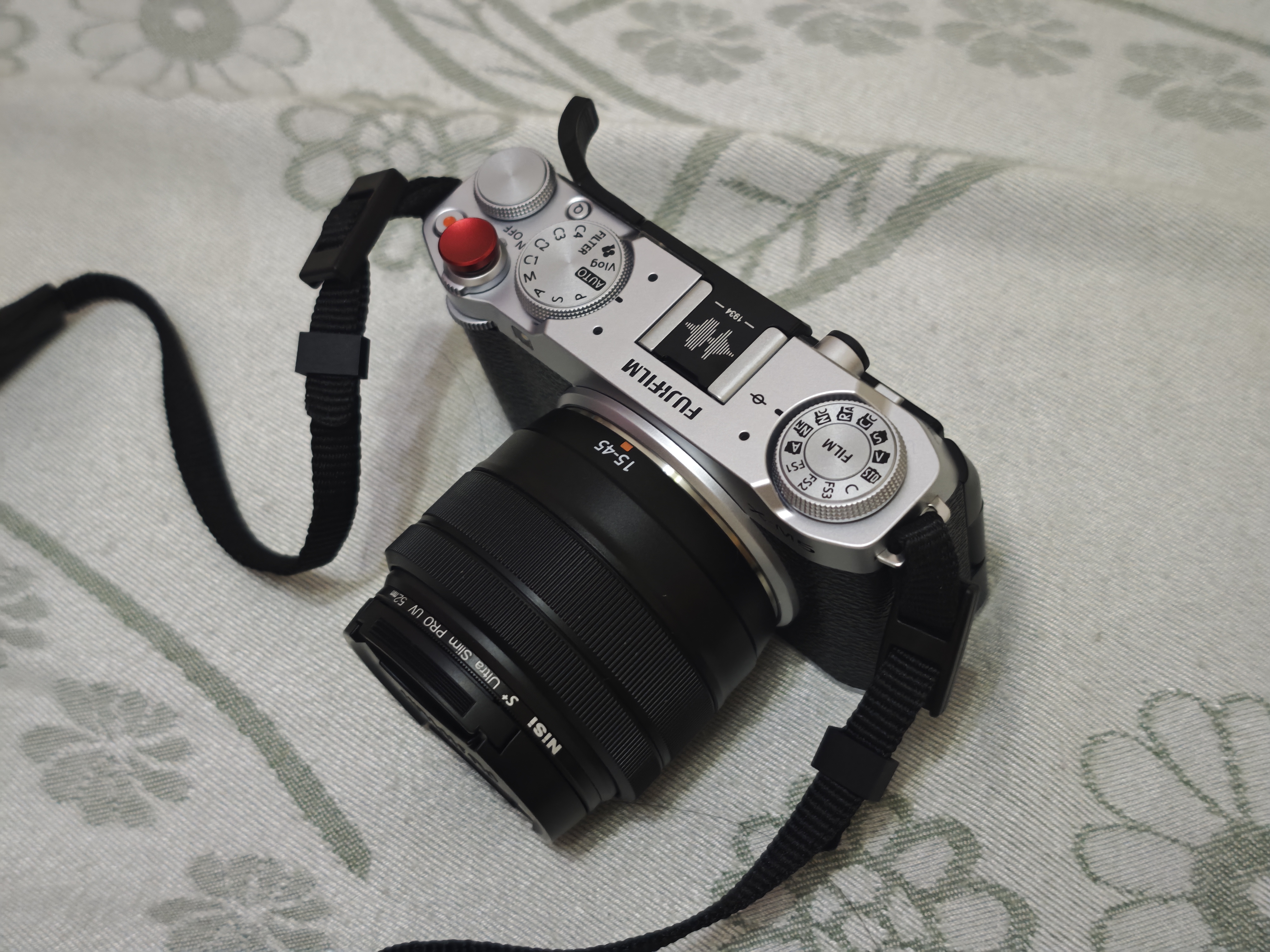 富士（FUJIFILM）X-M5/ M5 微单相机 套机（15-45mm镜头）2610万像素 AI智能对焦 20种胶片模拟 银色 实拍图