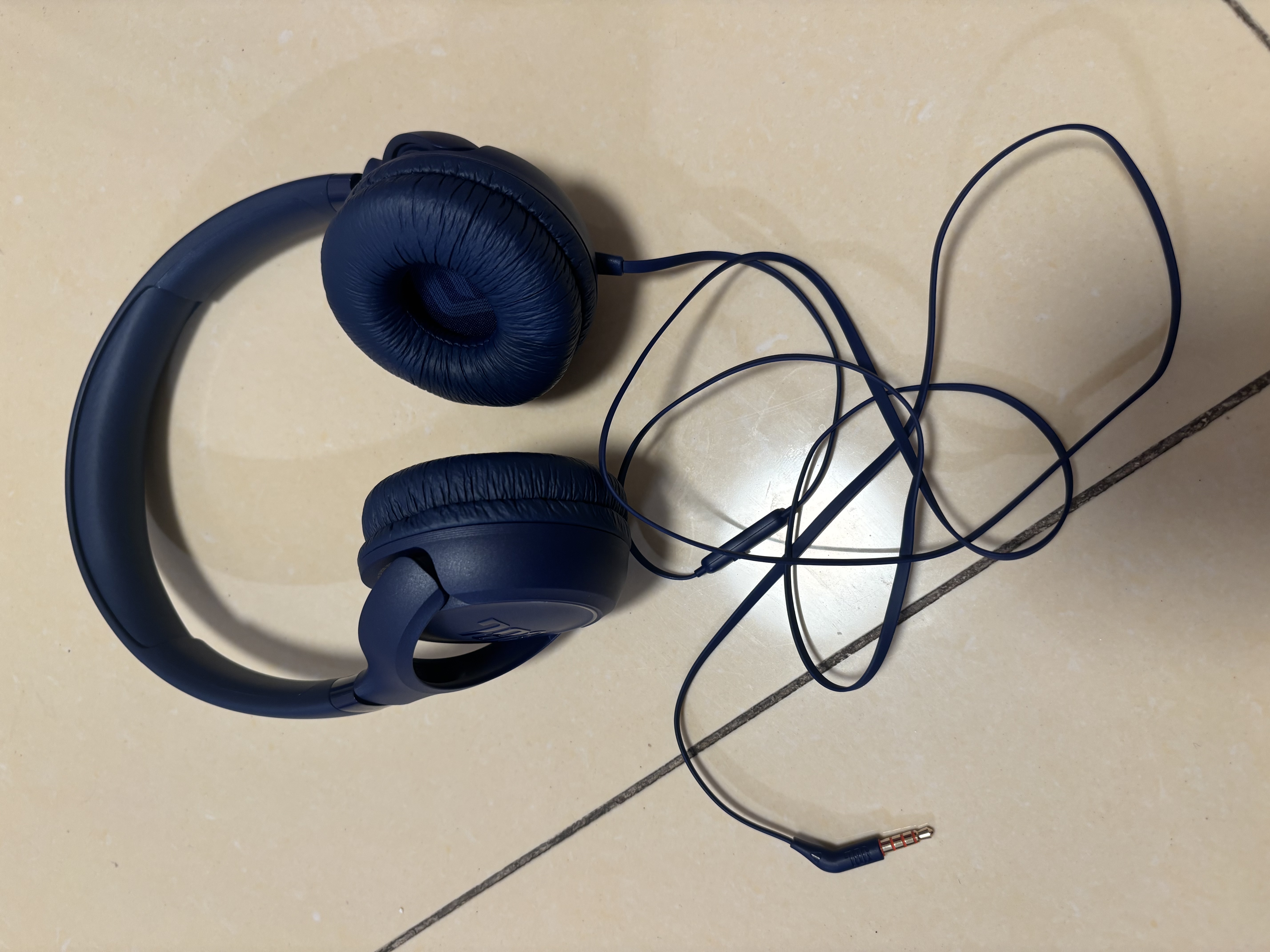 JBLTUNE530有线耳机3.5mm音频接口 头戴式有线立体声耳机适用3.5mm接口设备蓝色 实拍图